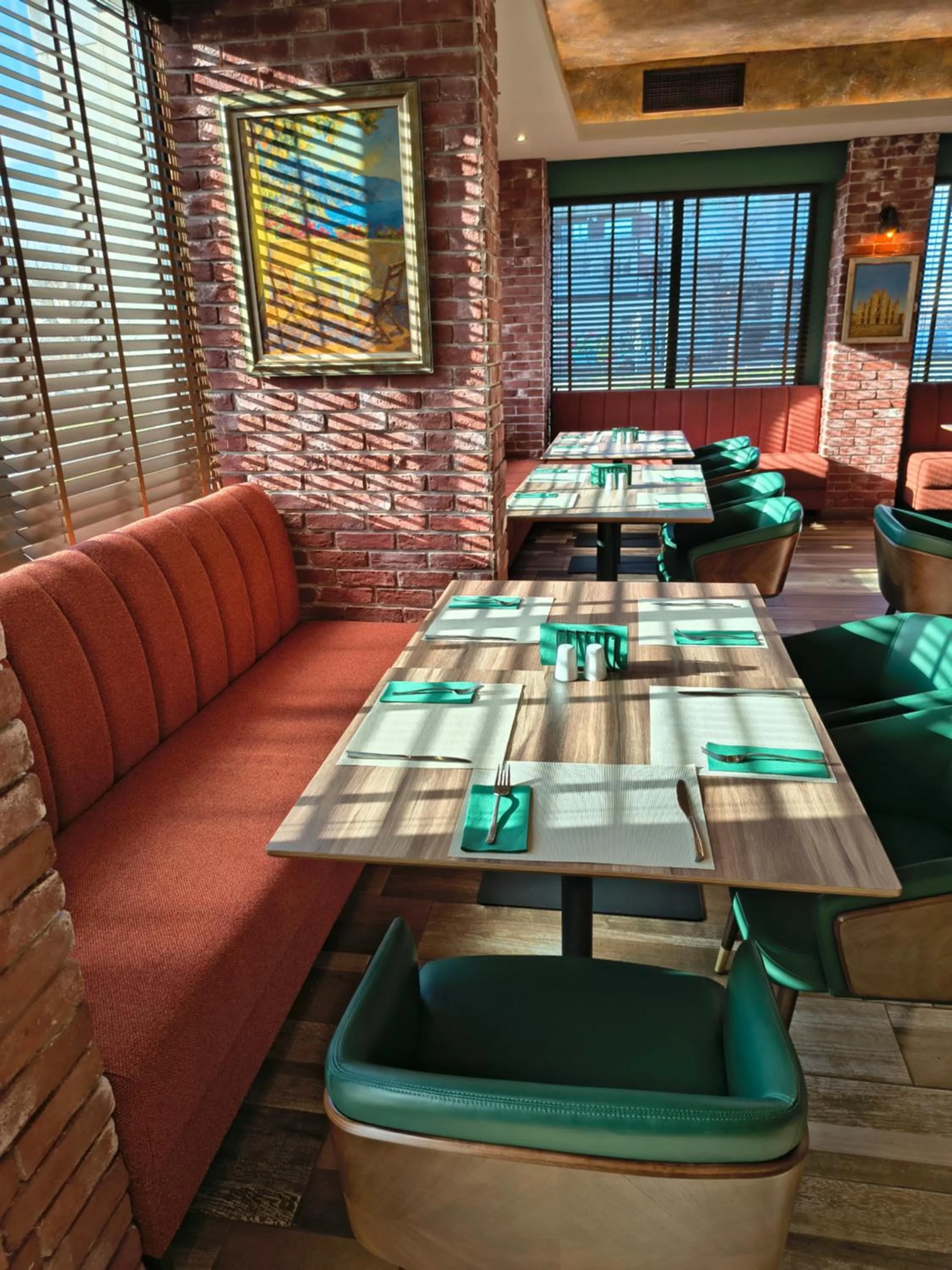 Restaurant/places to eat in Hotel Golden Tulip Varna