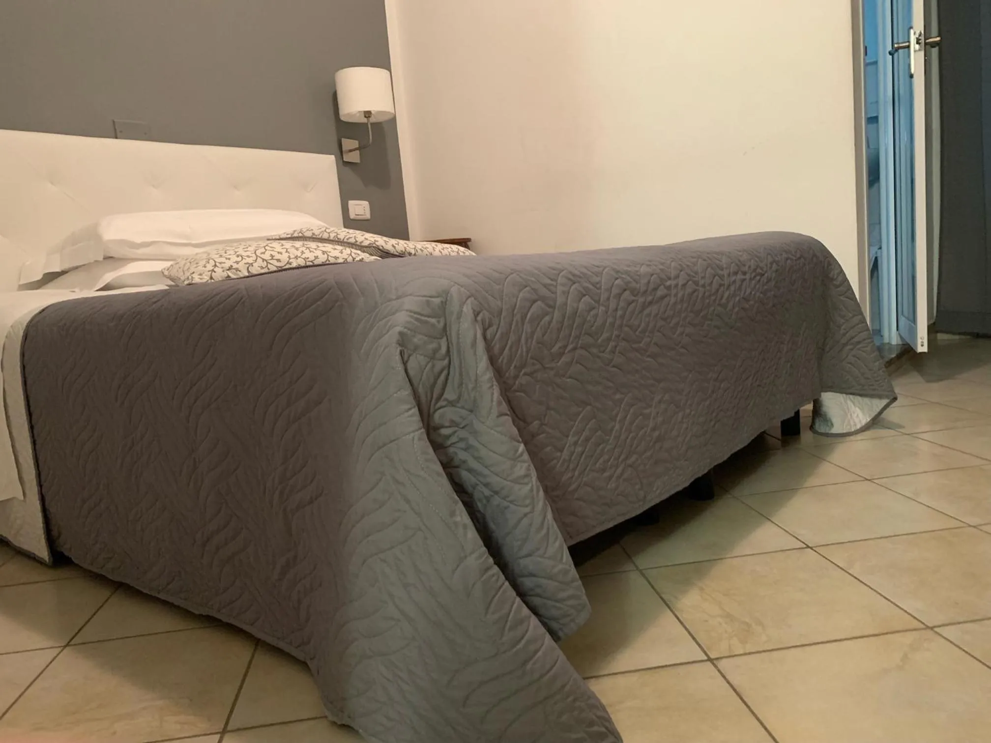 Bed in Hotel Spiaggia Marconi