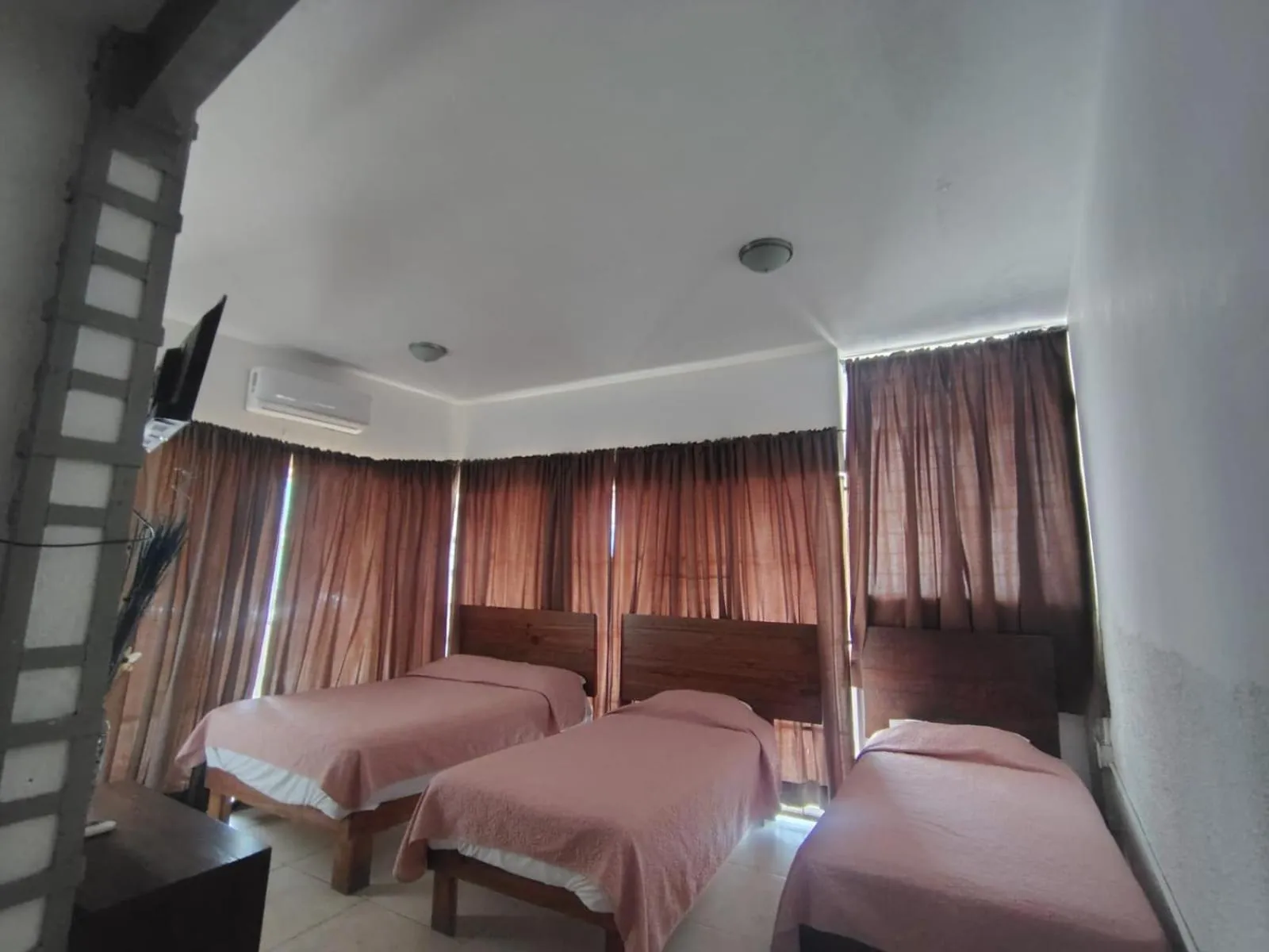 Bed in Acapulco Amor