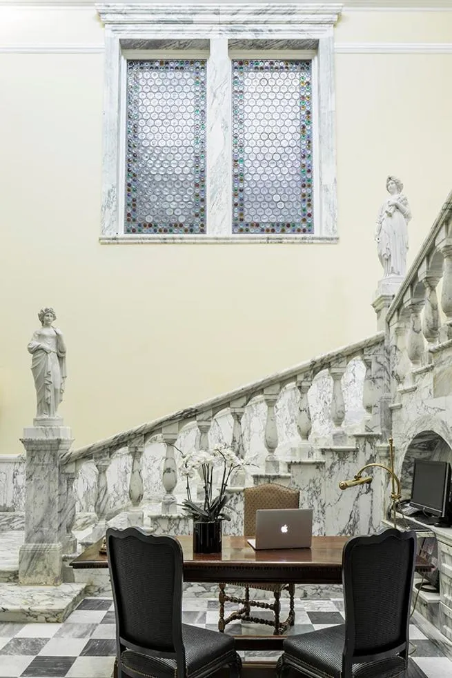 Lobby or reception in Villa della Pergola Relais et Chateaux