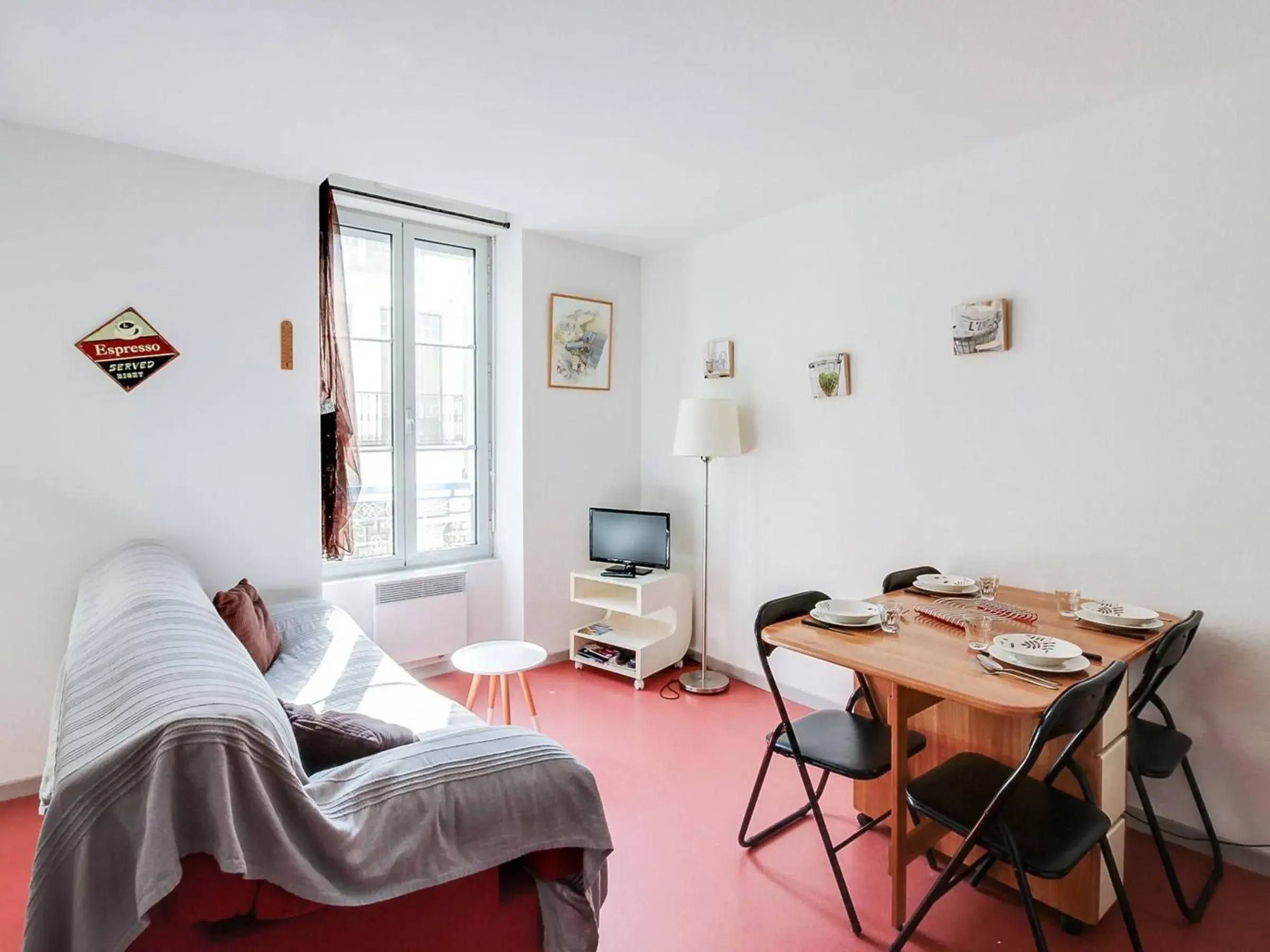 Appartement T2 avec coin nuit, face télécabine, 4 pers, plein centre, Cauterets - FR-1-401-7 Appartement T2 avec coin nuit, face télécabine, 4 pers, plein centre, Cauterets - FR-1-401-7