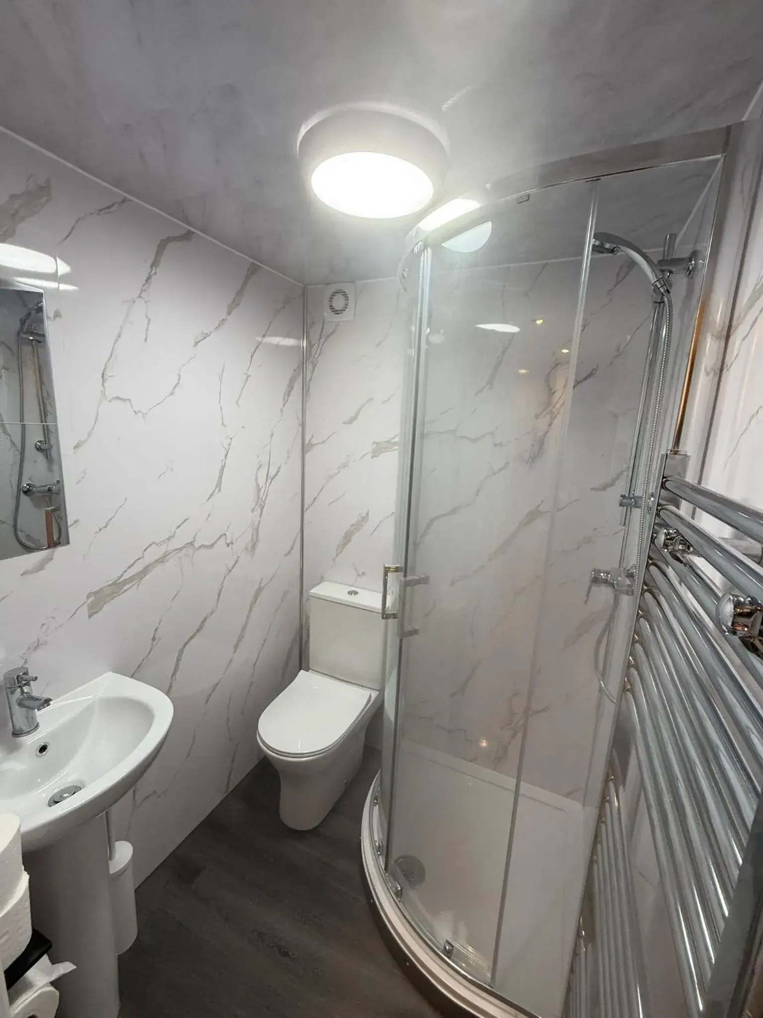 Deluxe Studio in Saba Hotel London Deluxe Studio in Saba Hotel London