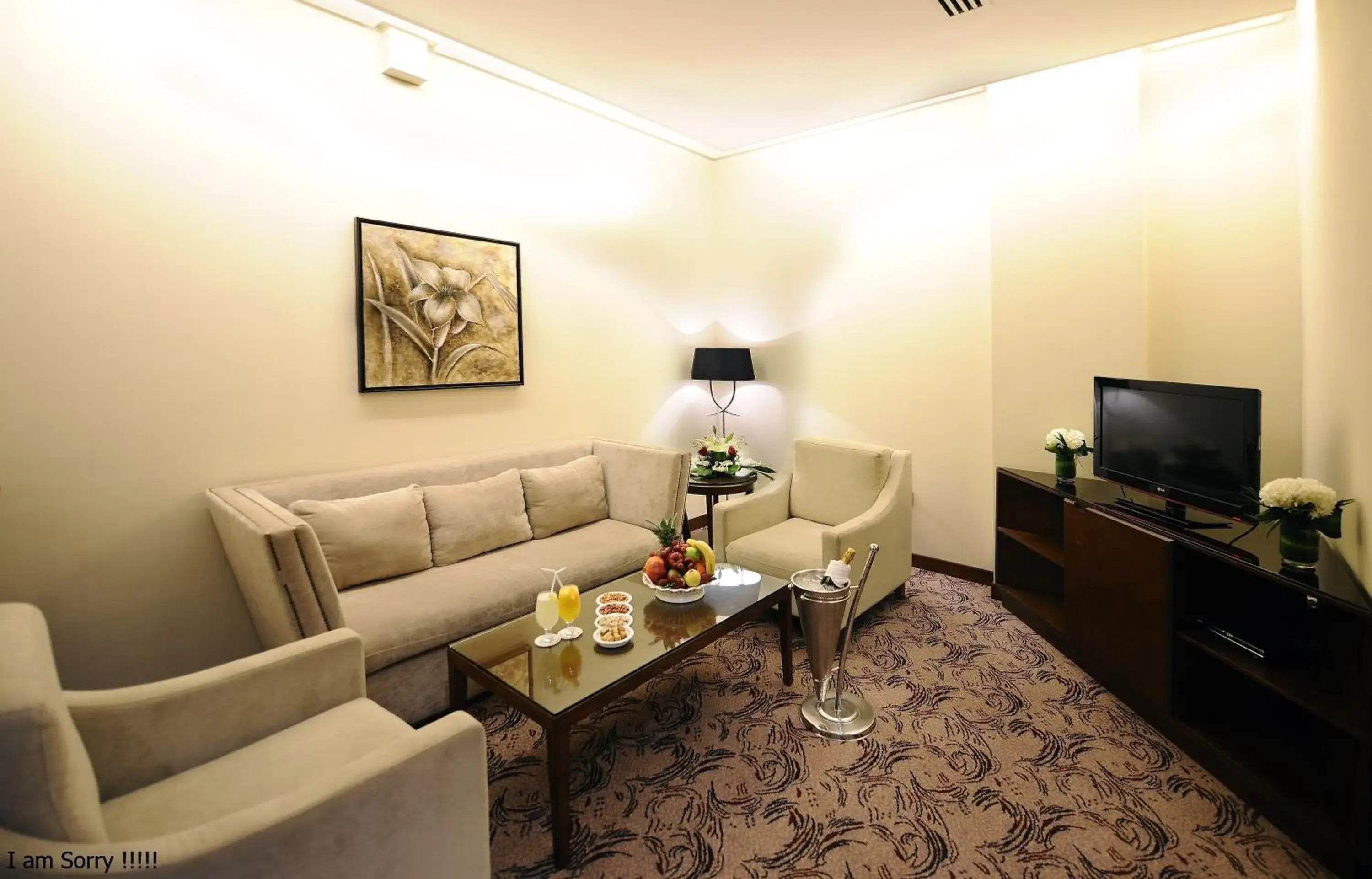 Family Suite in Qaser Al Hamra by Warwick Family Suite in Qaser Al Hamra by Warwick