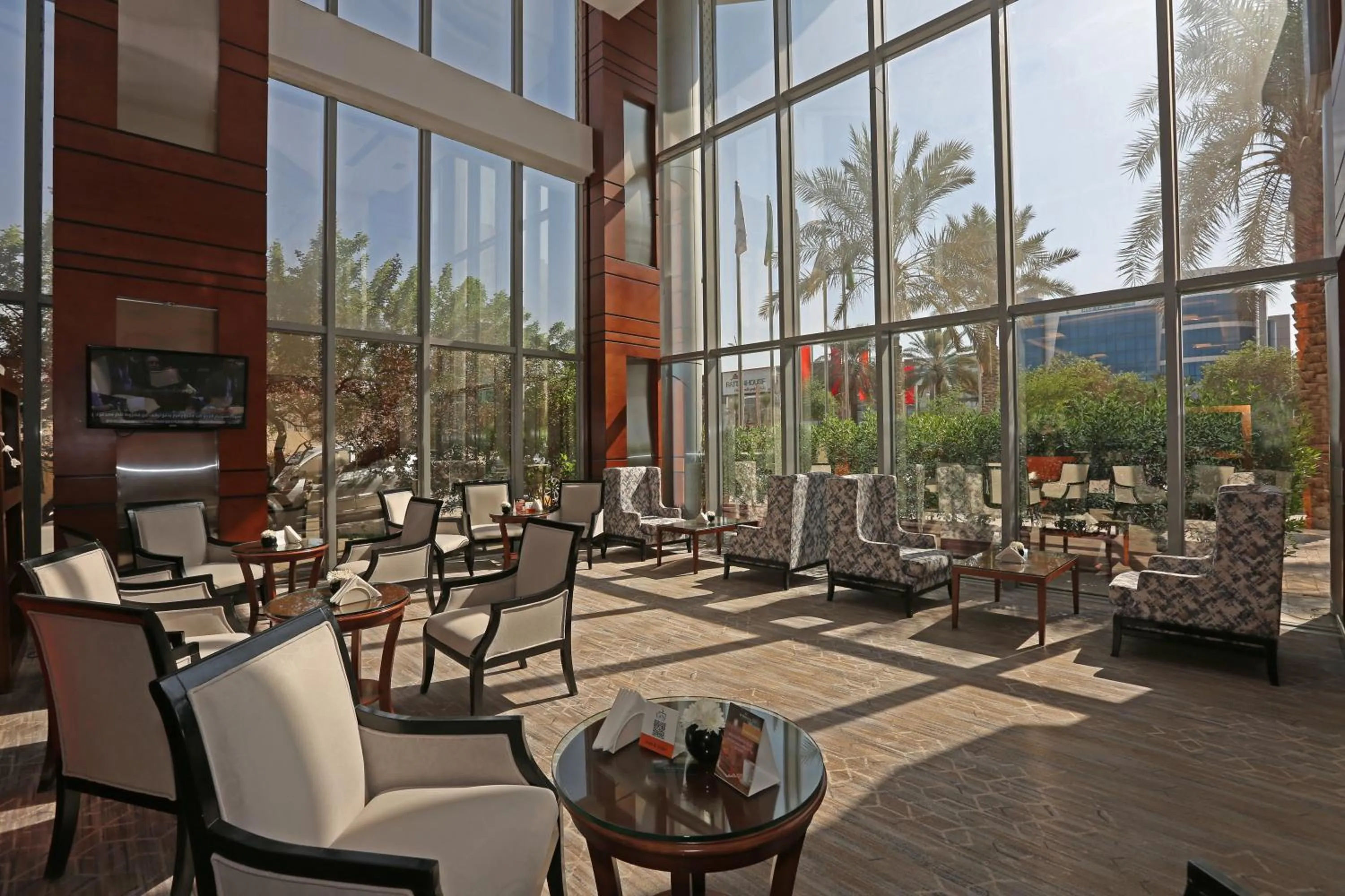 Qaser Al Hamra by Warwick