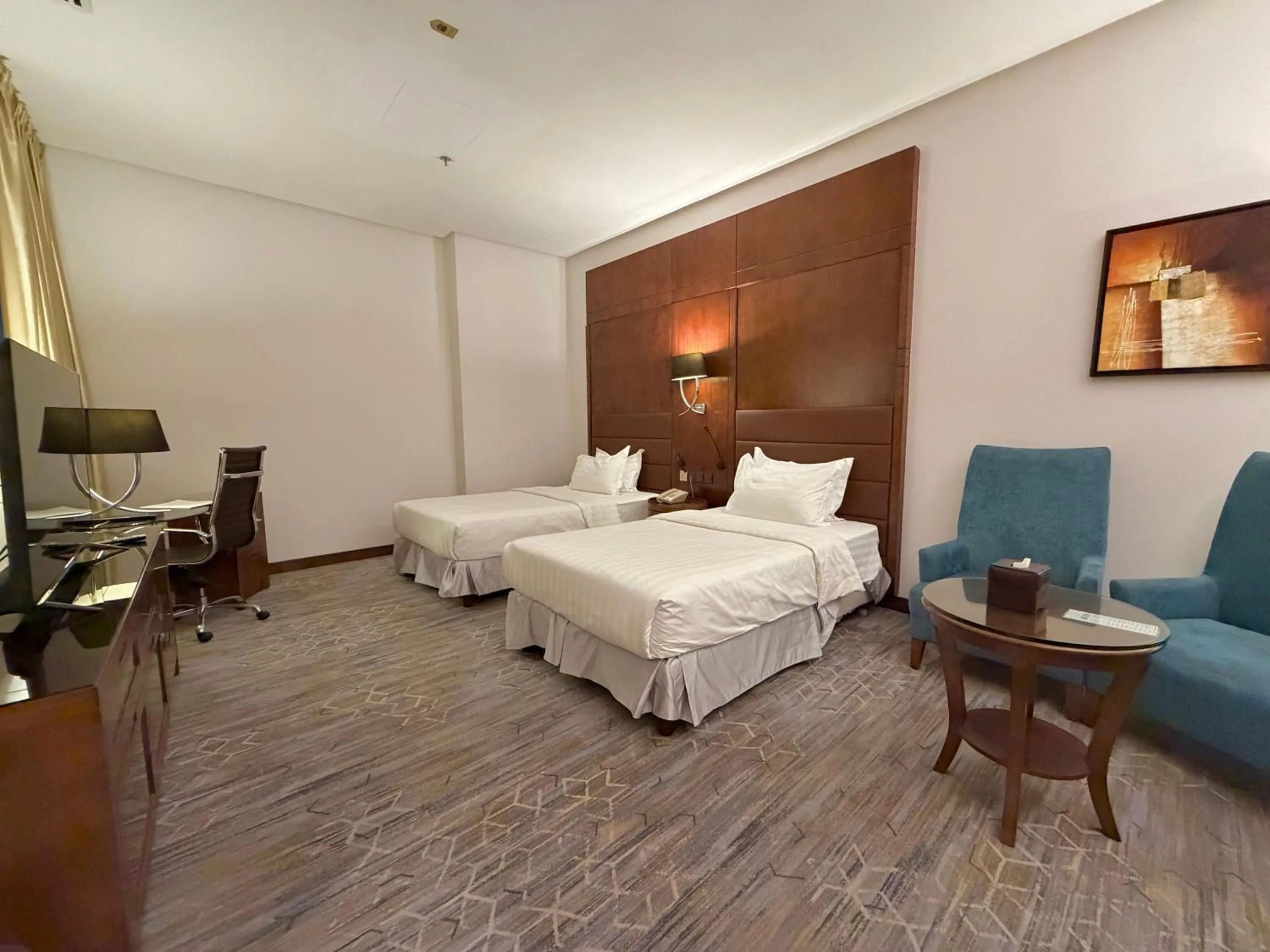 Photo of the whole room, Bed in Sunday Signature Riyadh Formerly Qaser Al Hamra by Warwick