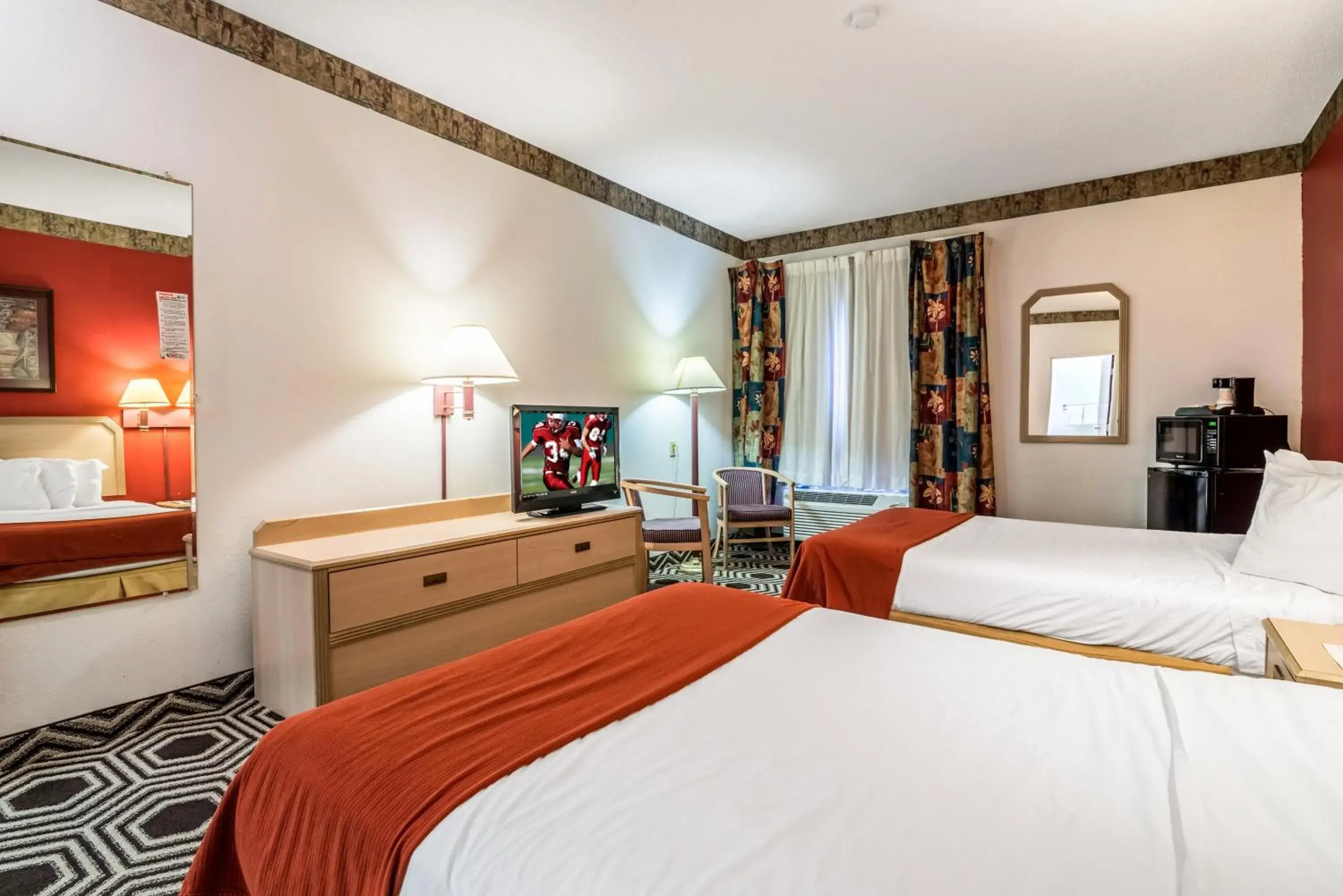 Property building, Bed in Days Inn by Wyndham Kentland Property building, Bed in Days Inn by Wyndham Kentland