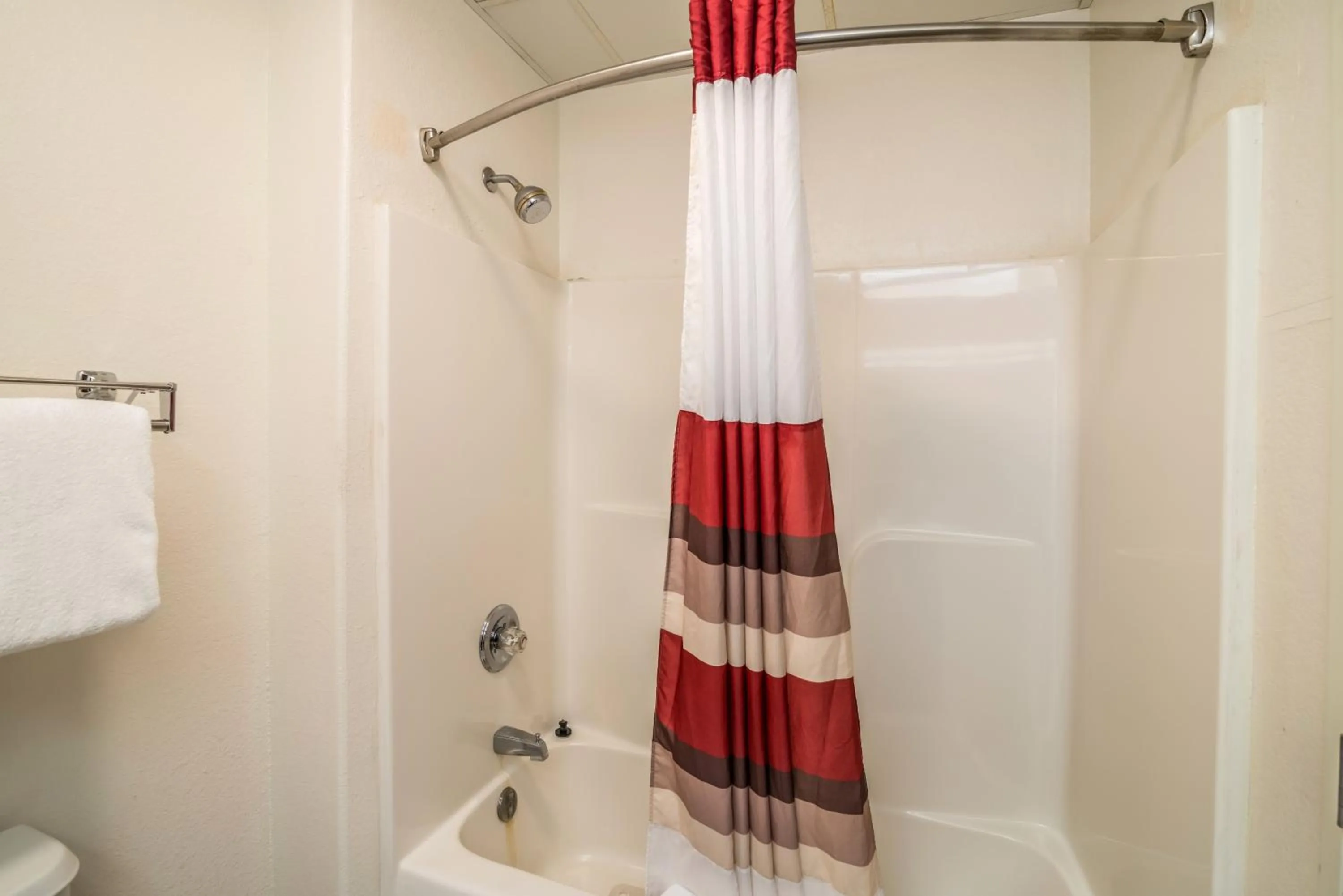 Bathroom in Days Inn by Wyndham Kentland