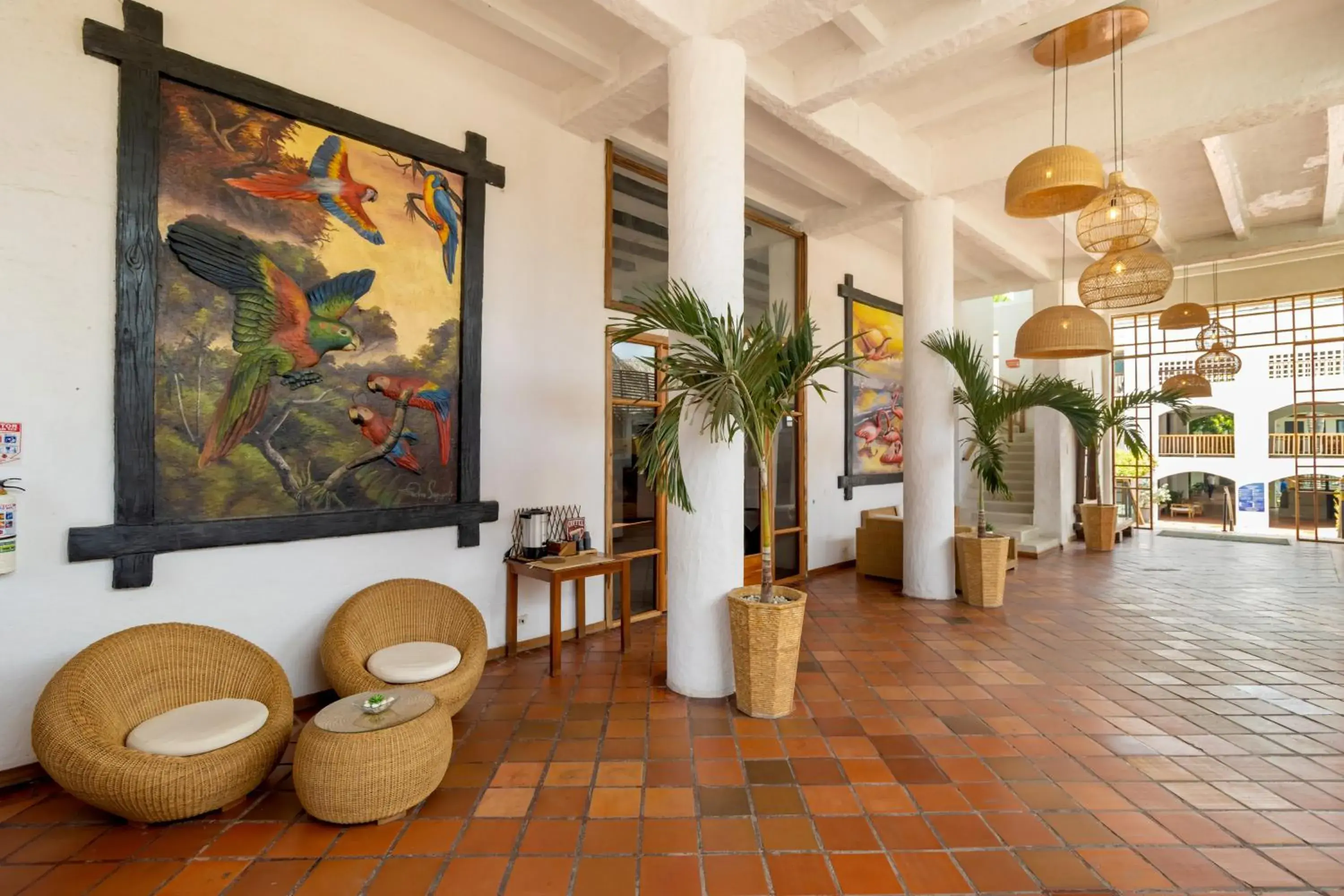 Property building in Hotel Sansiraka Suites By GEH Suites Property building in Hotel Sansiraka Suites By GEH Suites