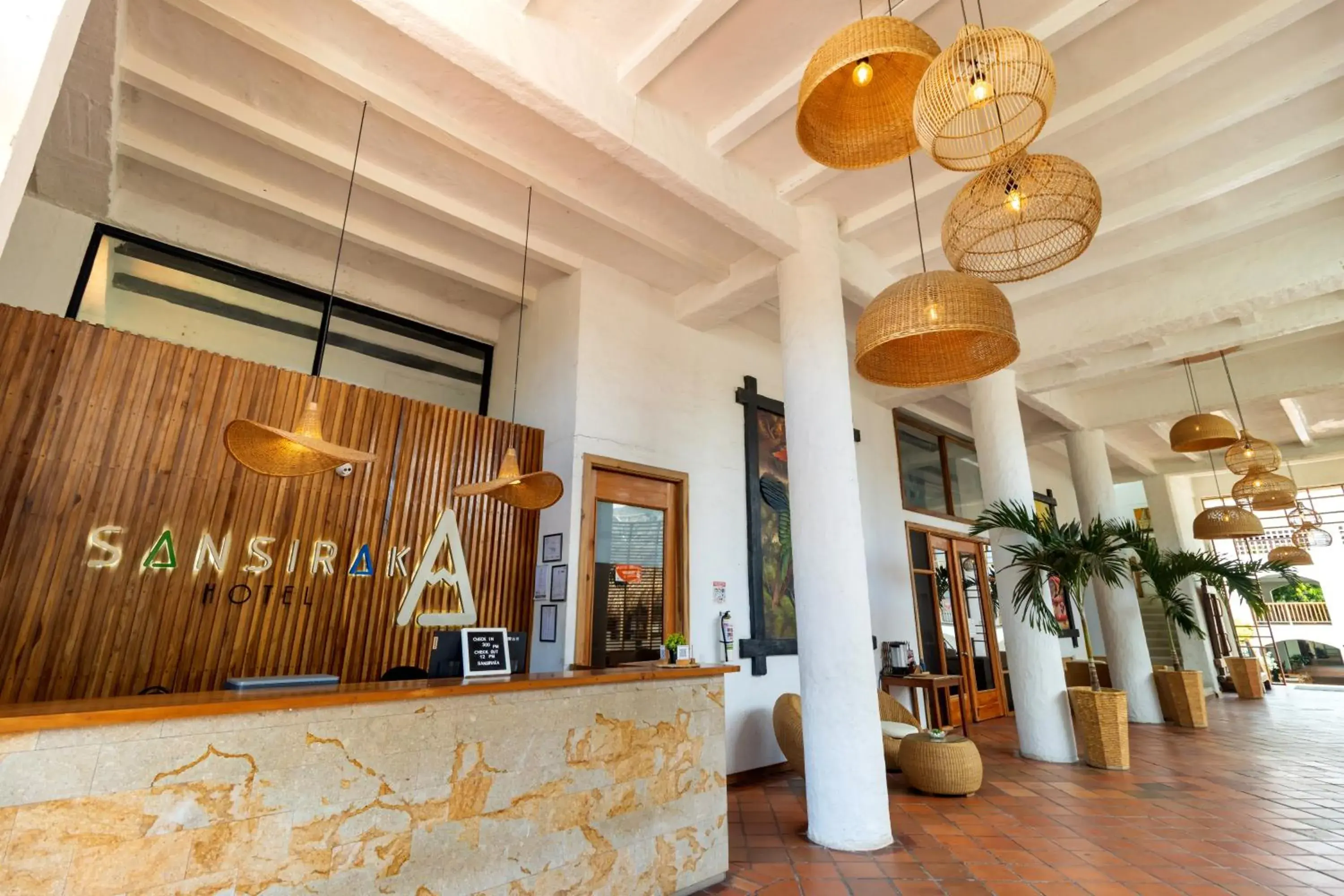 Property building in Hotel Sansiraka Suites By GEH Suites Property building in Hotel Sansiraka Suites By GEH Suites