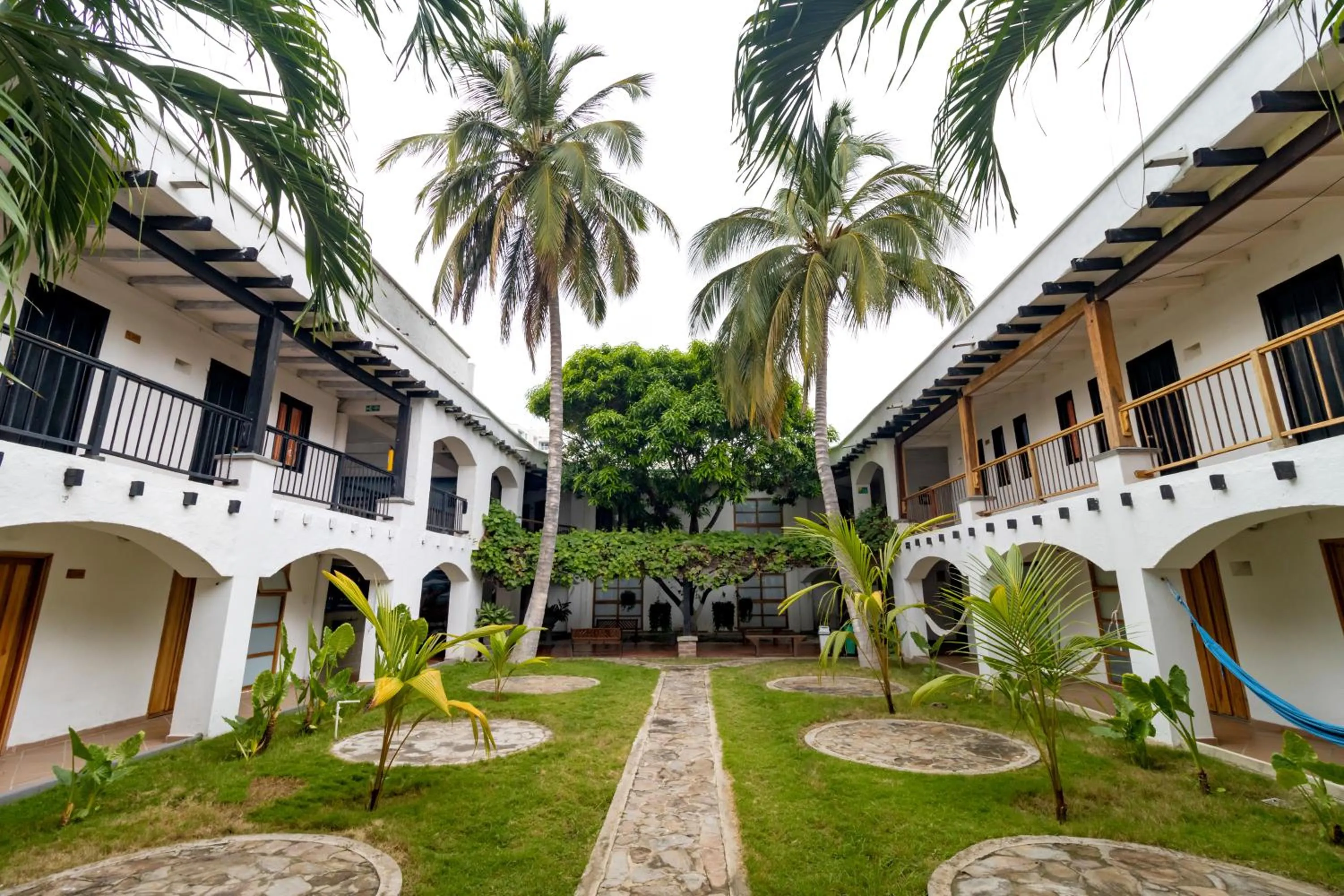 Garden in Hotel Sansiraka Suites By GEH Suites