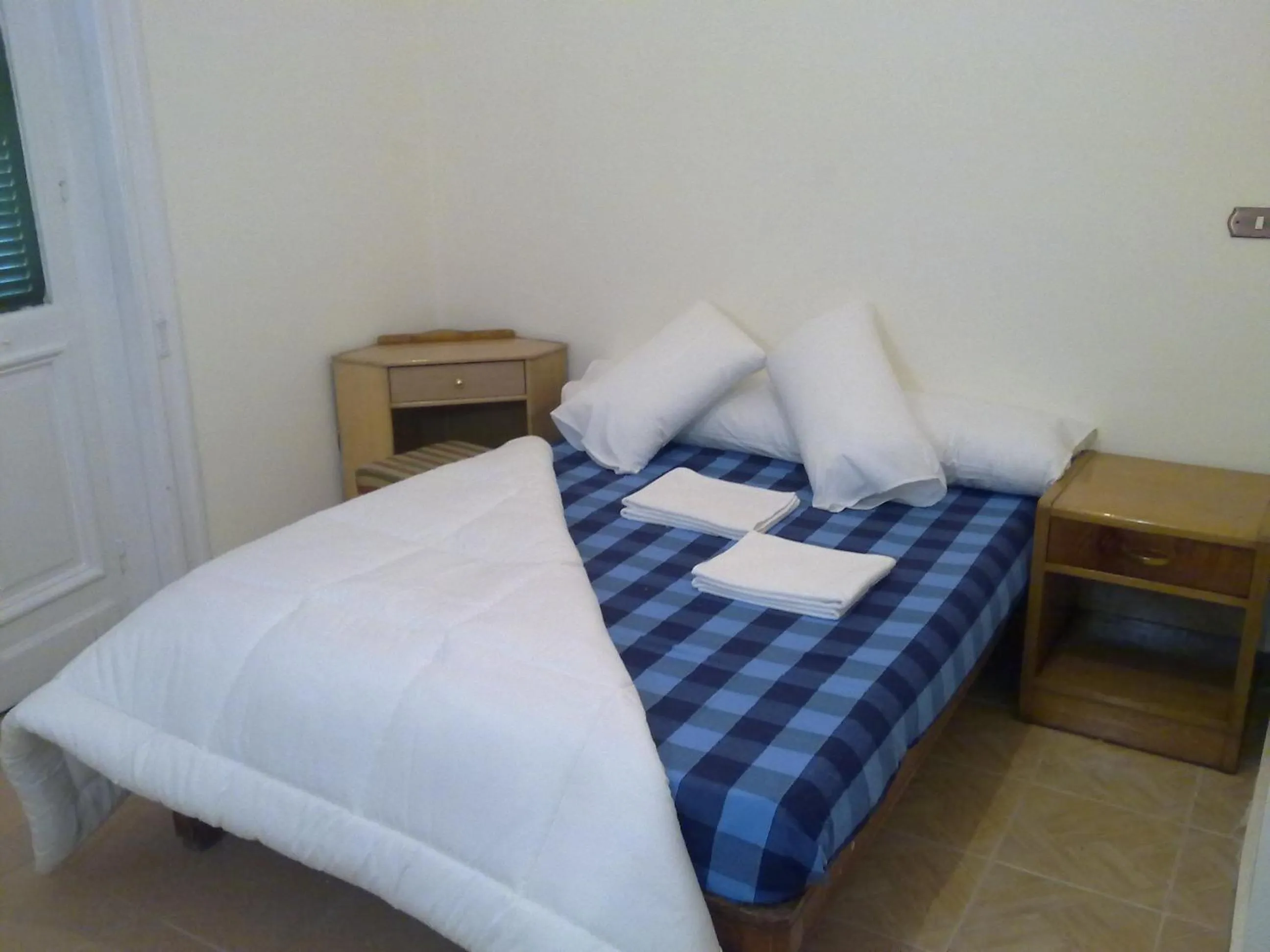 Bedroom, Bed in Transit Alexandria Hostel