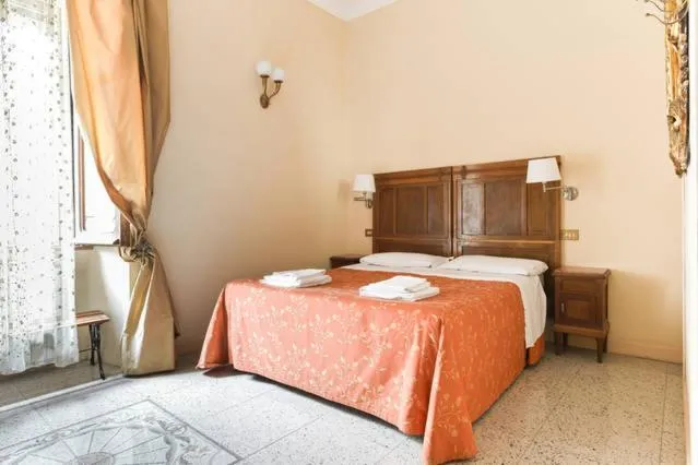 Photo of the whole room, Bed in Maison de Marta