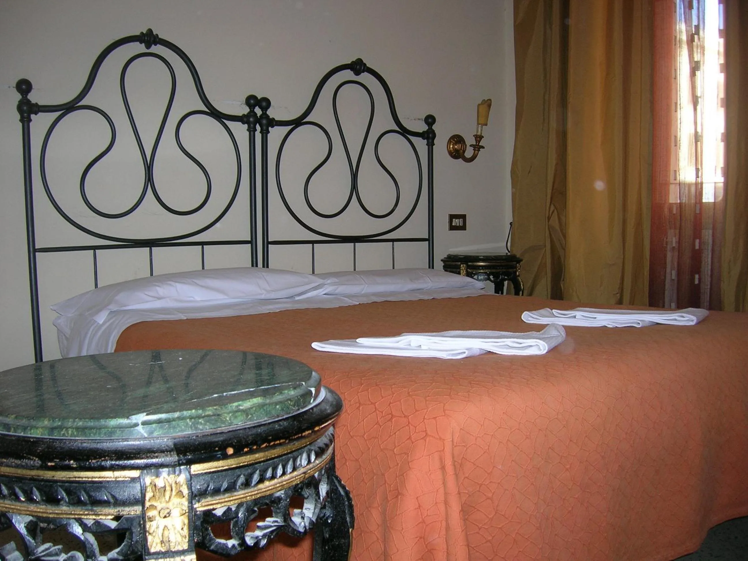 Bed in Maison de Marta