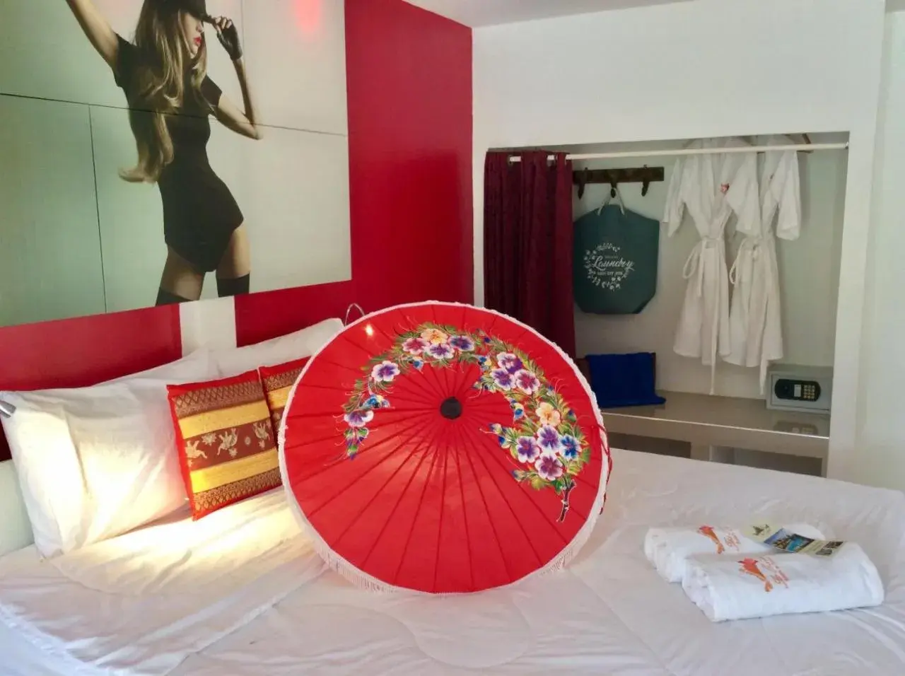 Staff, Bed in The Orchid Resort & Relax Staff, Bed in The Orchid Resort & Relax