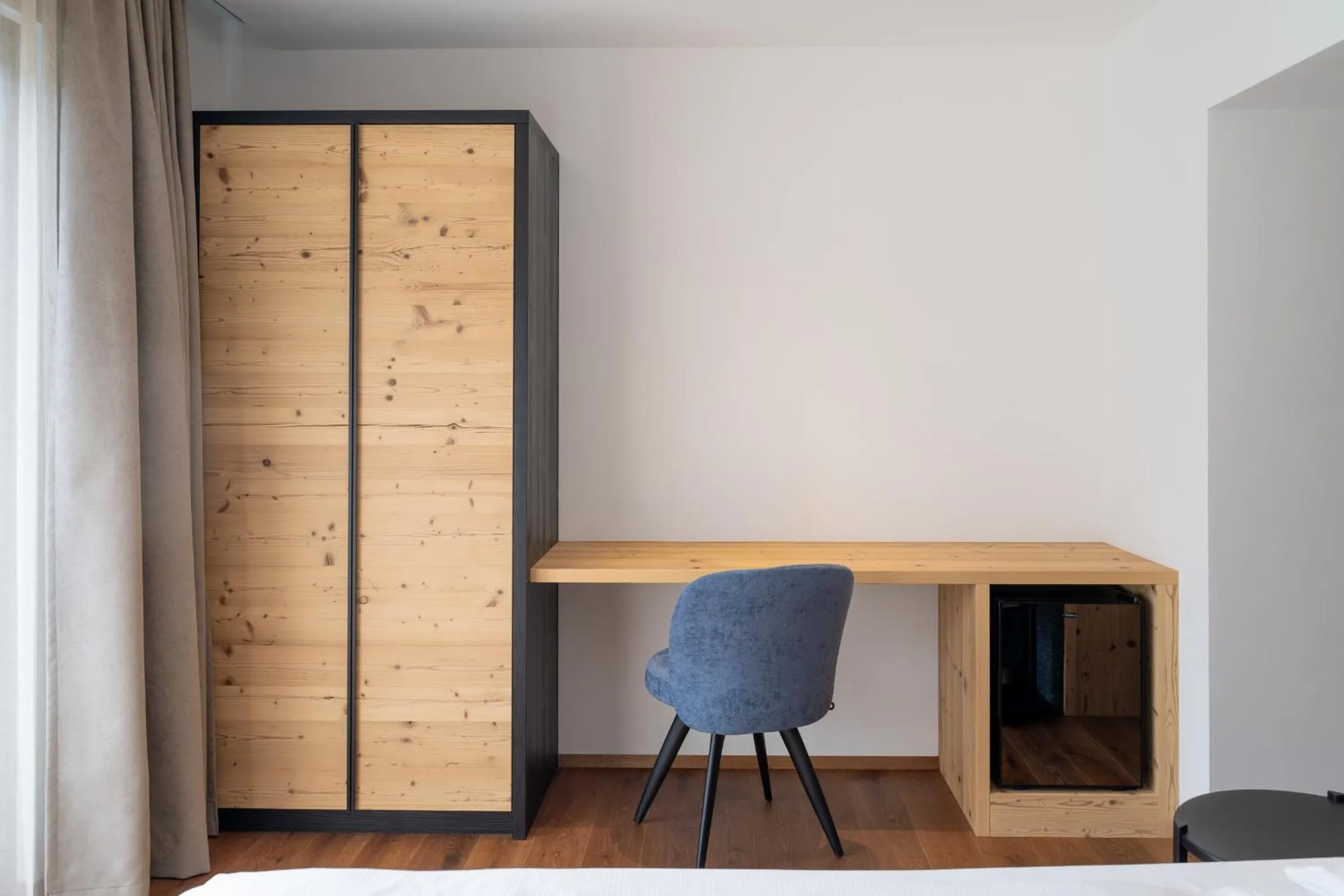 wardrobe in Ladinia Dolomites View - Adults Only