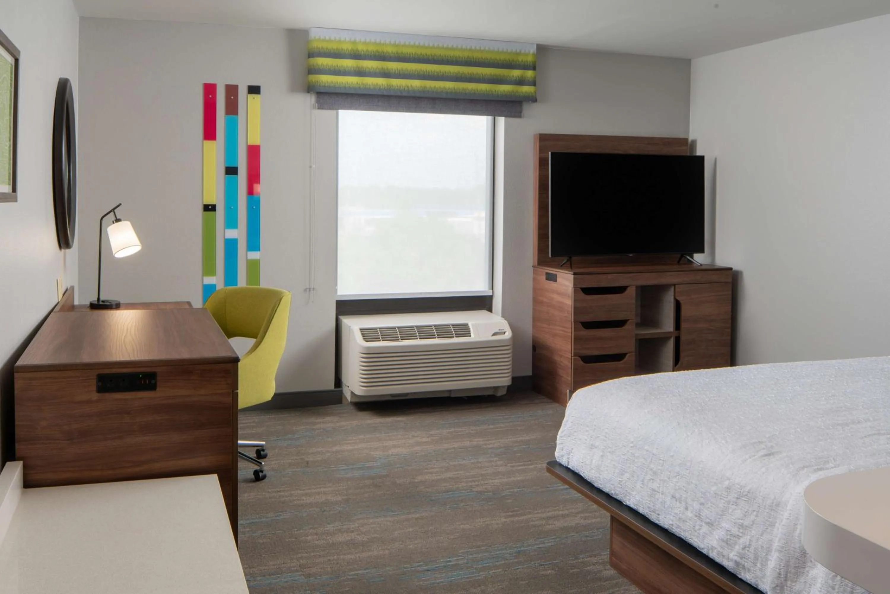 Bedroom, Bed in Hampton Inn Montgomery-South-Airport