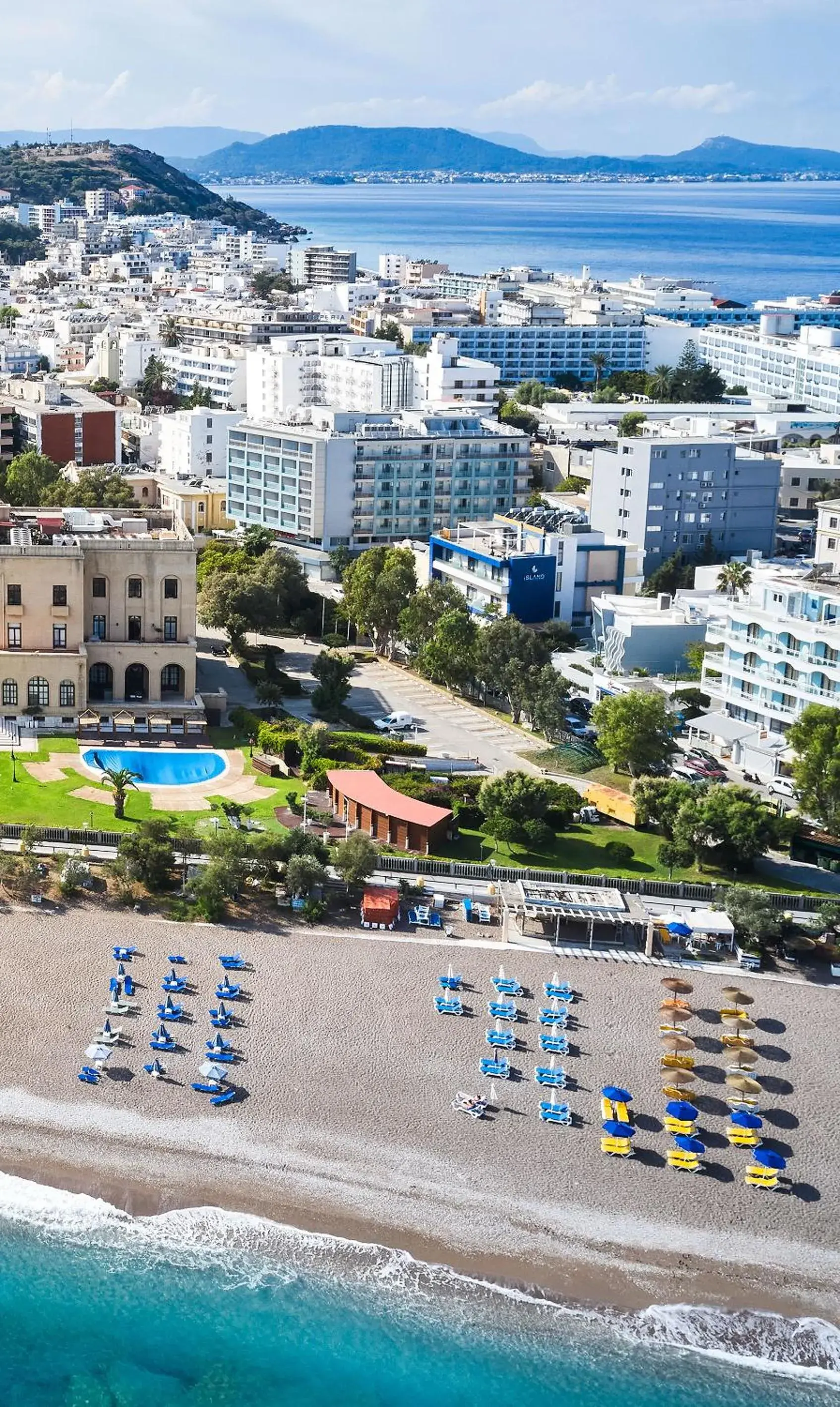 Property building in AQUAMARE CITY and BEACH Property building in AQUAMARE CITY and BEACH