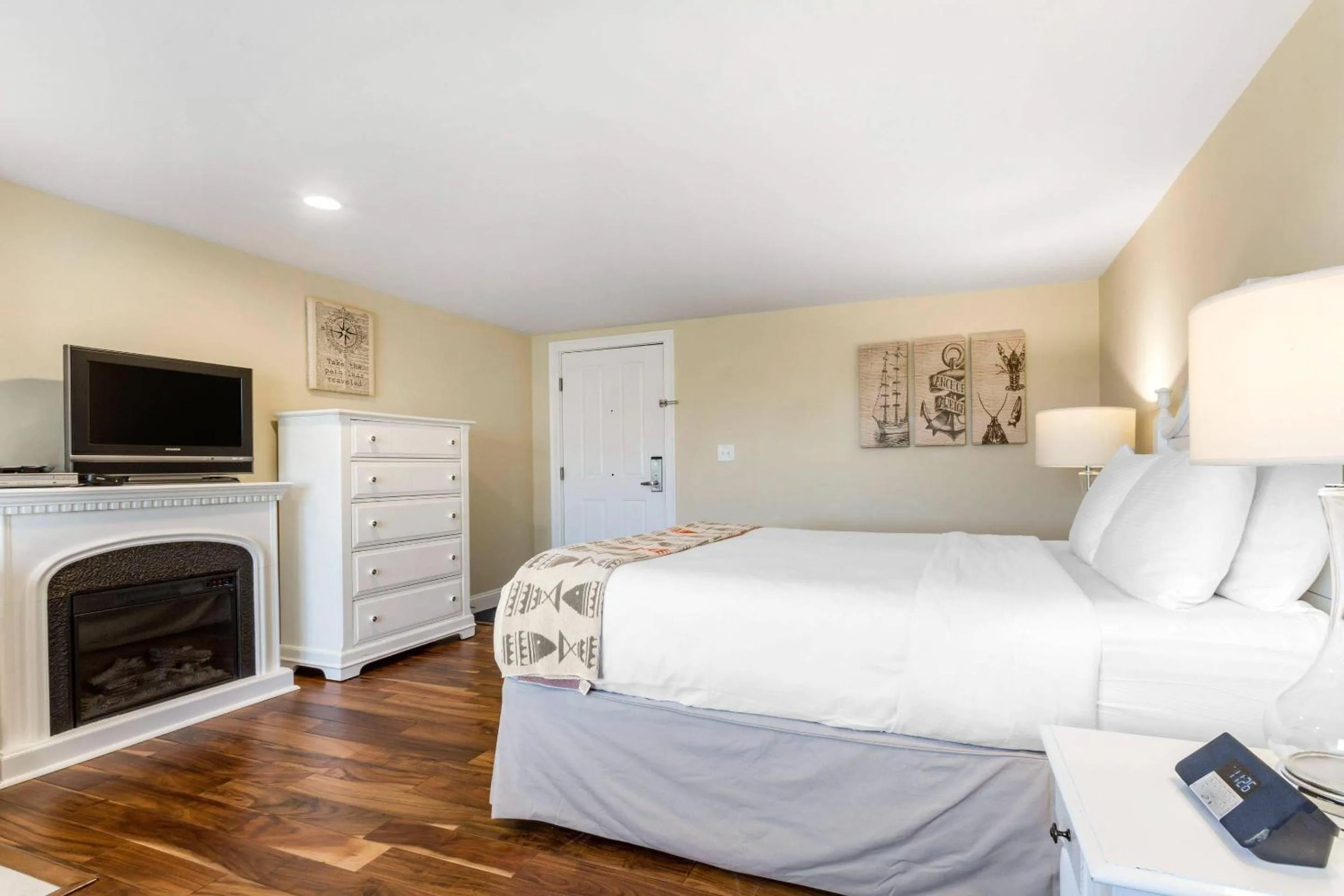 Bedroom, Bed in Bluegreen Vacations The Breakers Resort, an Ascend Collection Resort