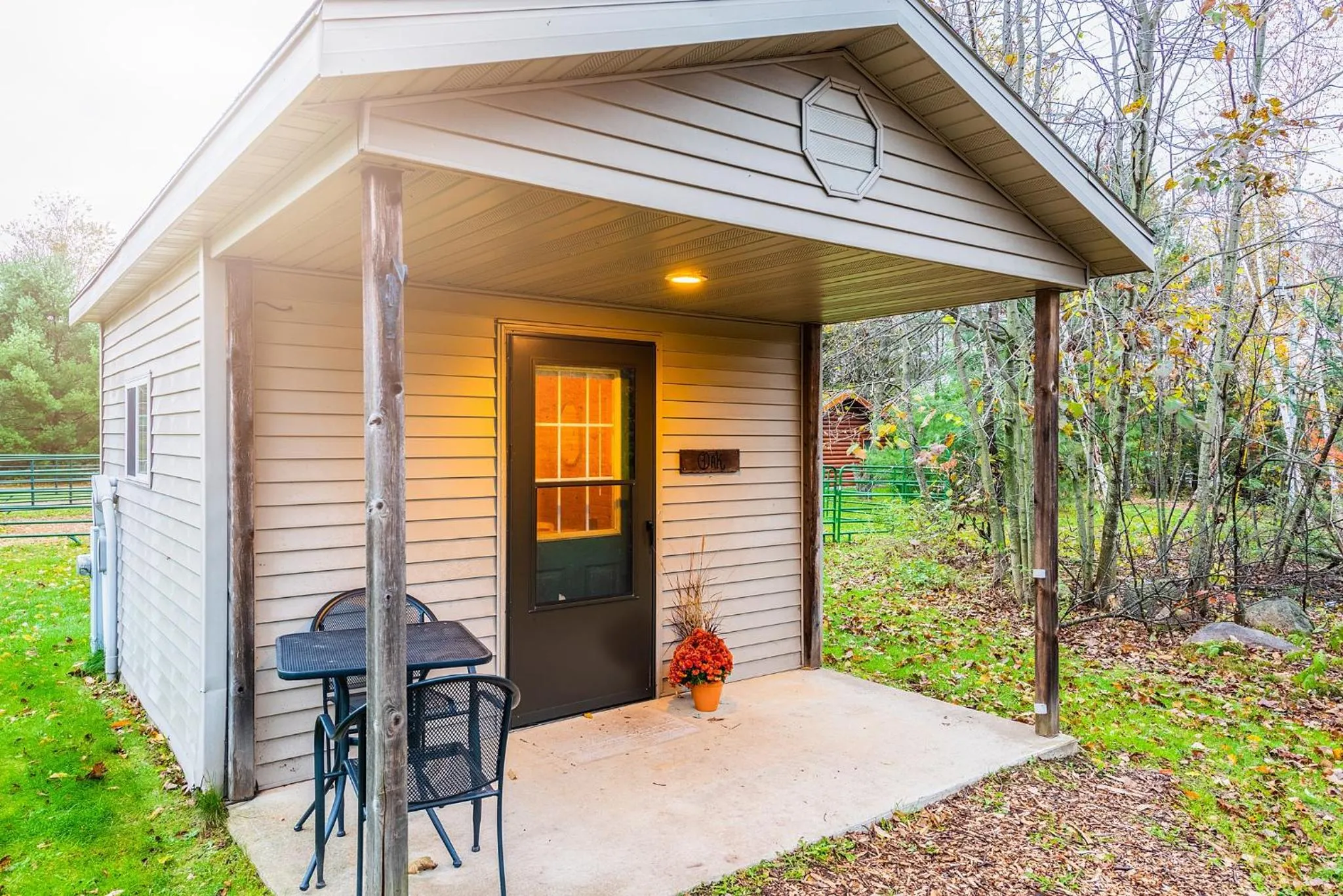 Facade/entrance in Spur of the Moment Ranch