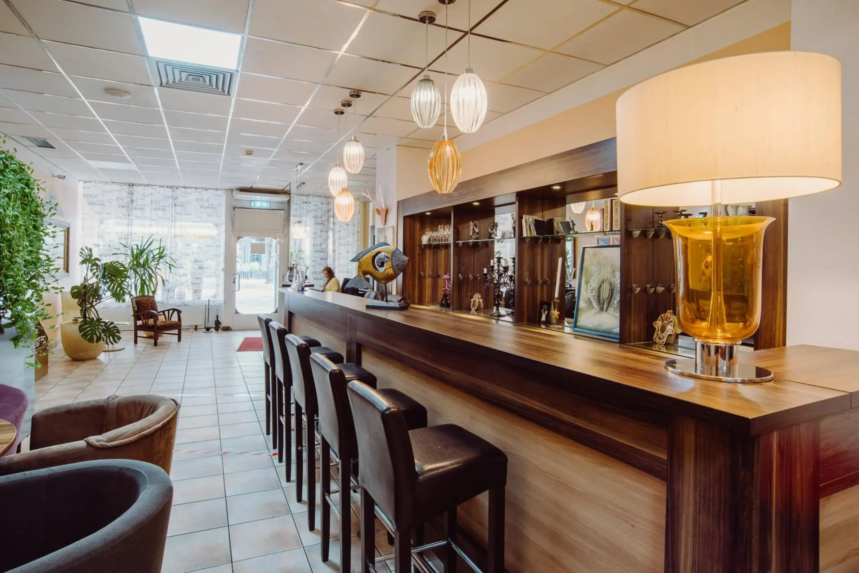 Lounge or bar in Alper Hotel am Potsdamer Platz Lounge or bar in Alper Hotel am Potsdamer Platz