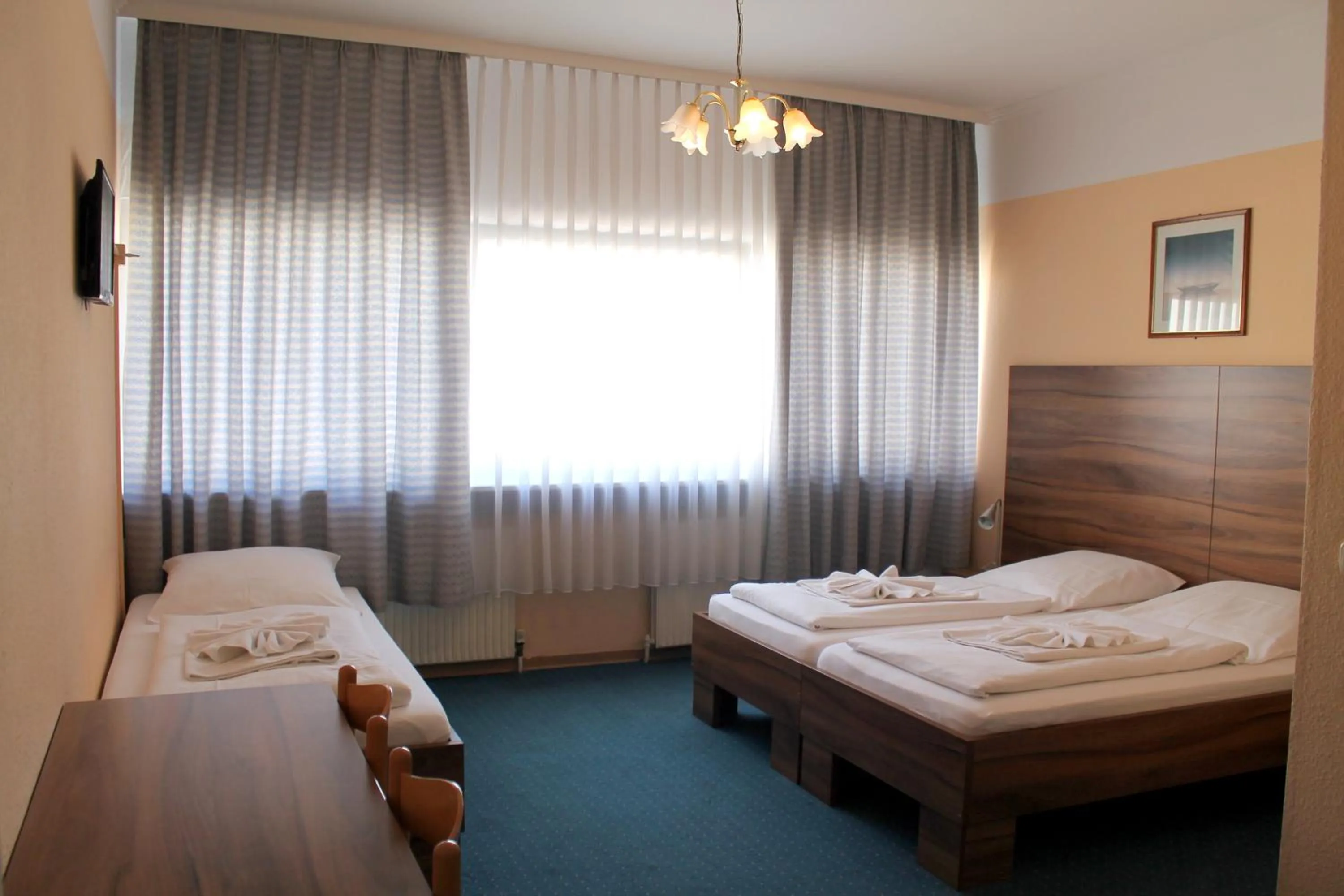 Bedroom, Bed in Alper Hotel am Potsdamer Platz