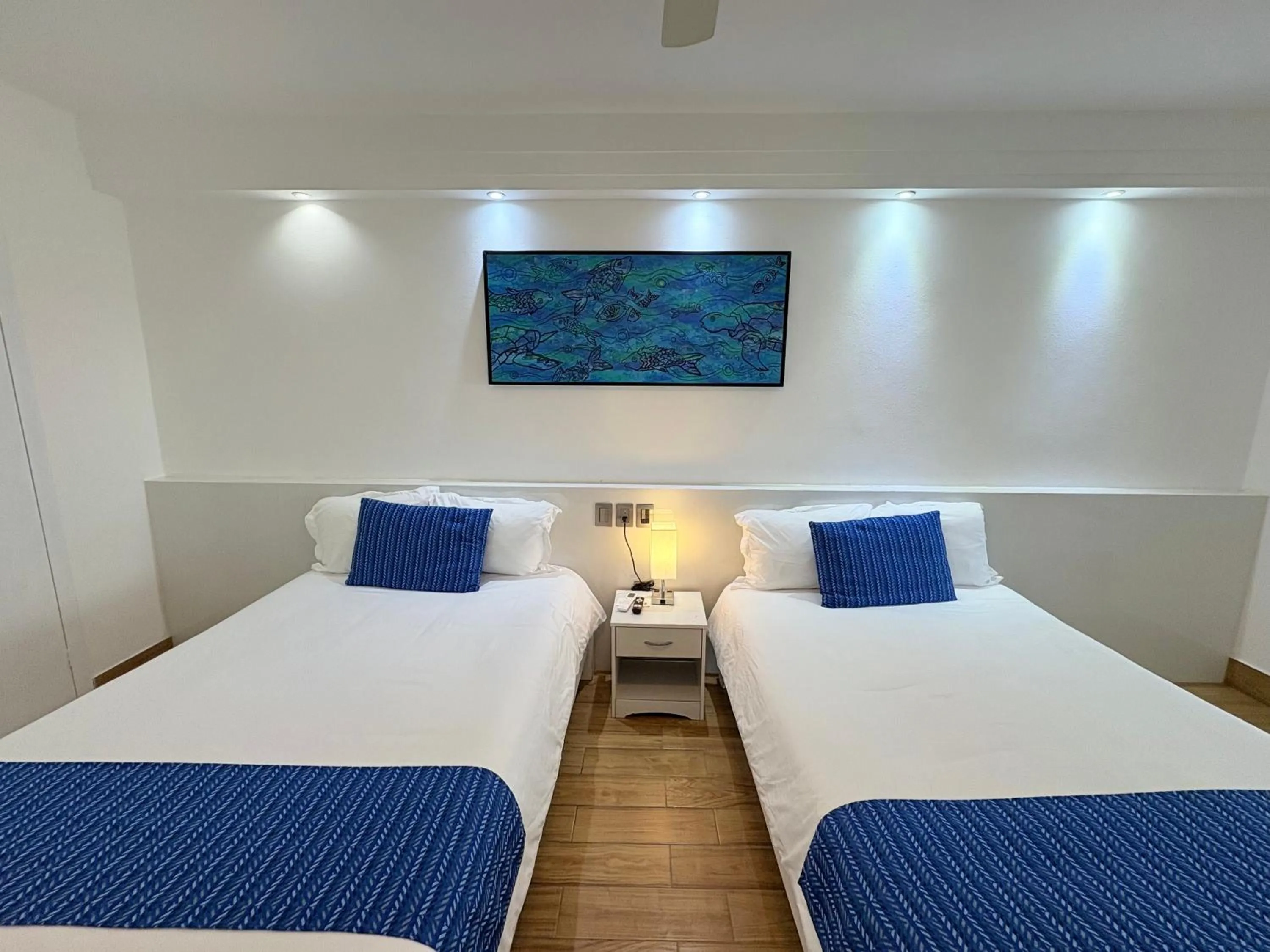 Bed in Cancun Plaza - Best Beach