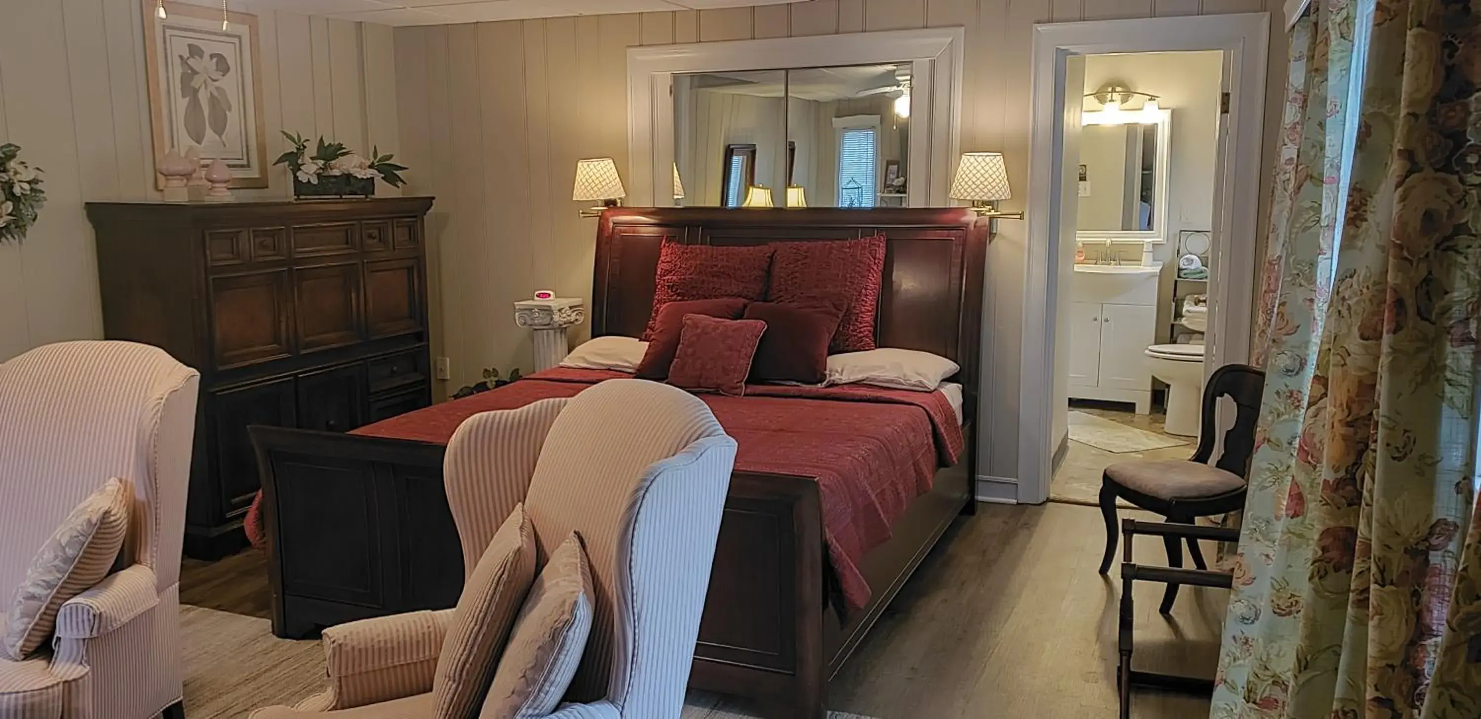 King Room with Garden View in Longacre of Appomattox King Room with Garden View in Longacre of Appomattox