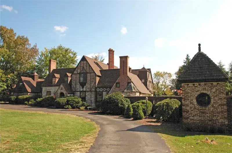 Property building in Longacre of Appomattox Property building in Longacre of Appomattox