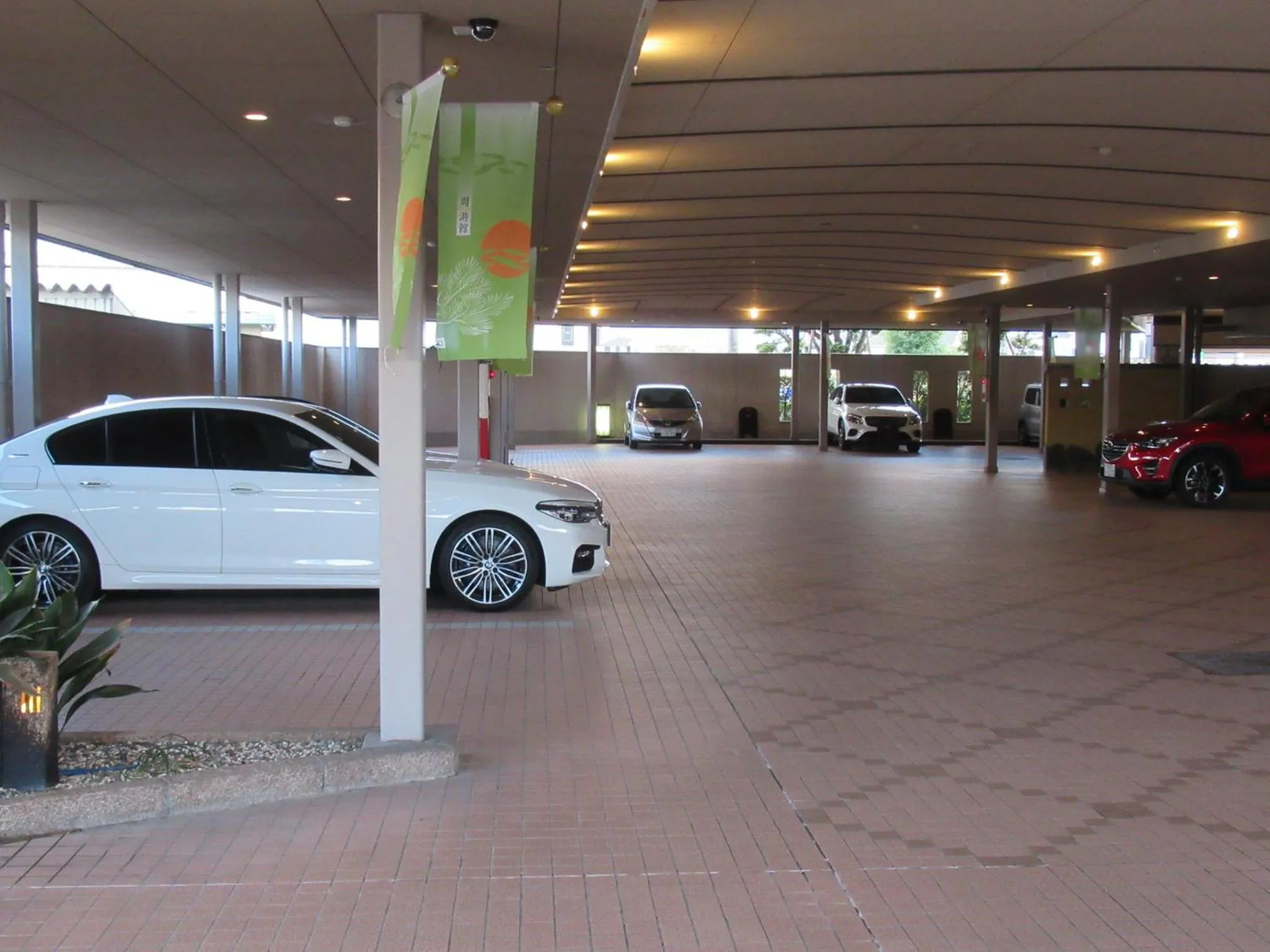 Parking in Hotel Shuyukan (Adult Only)