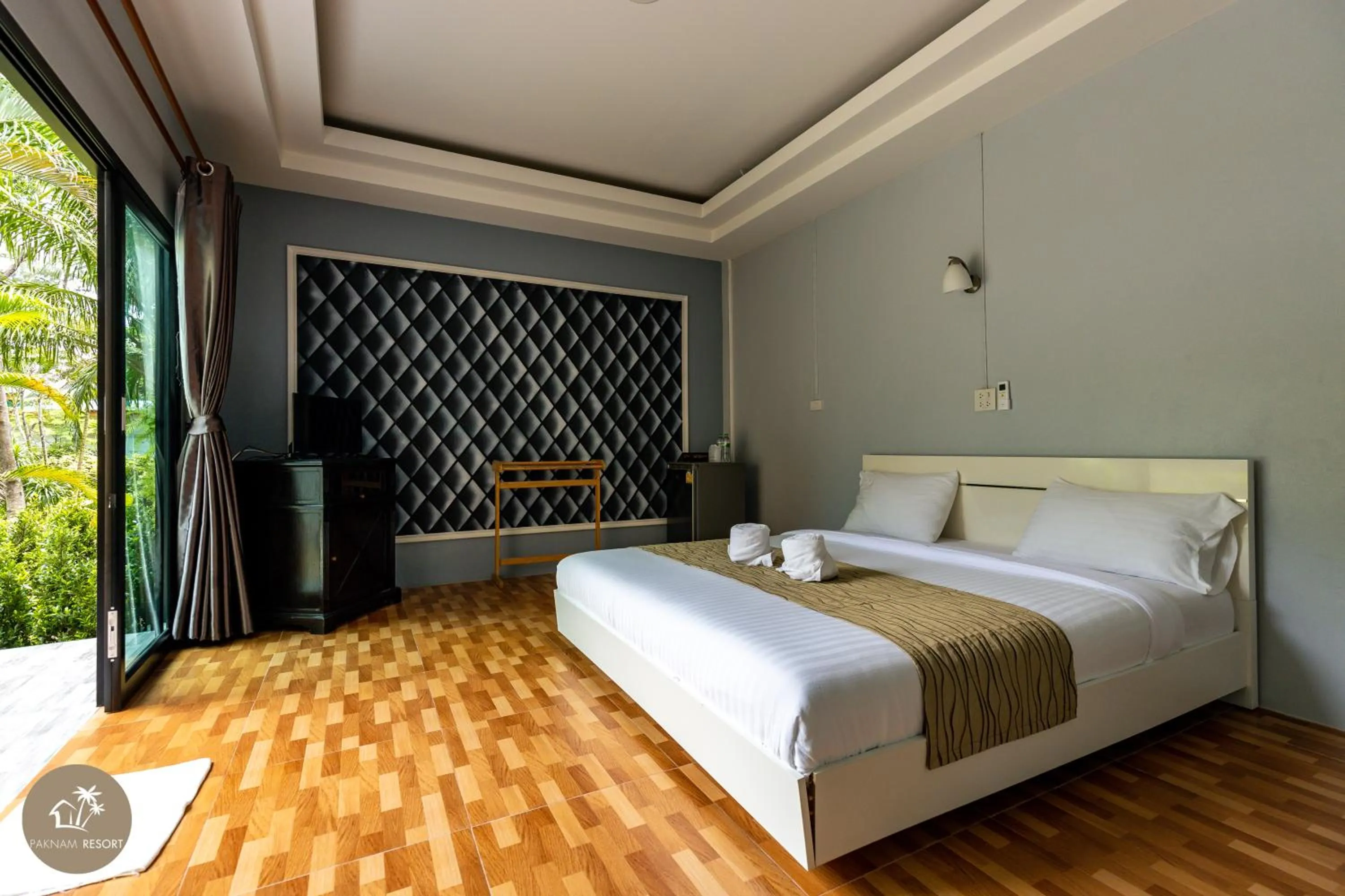 Bed in Pak Nam Resort