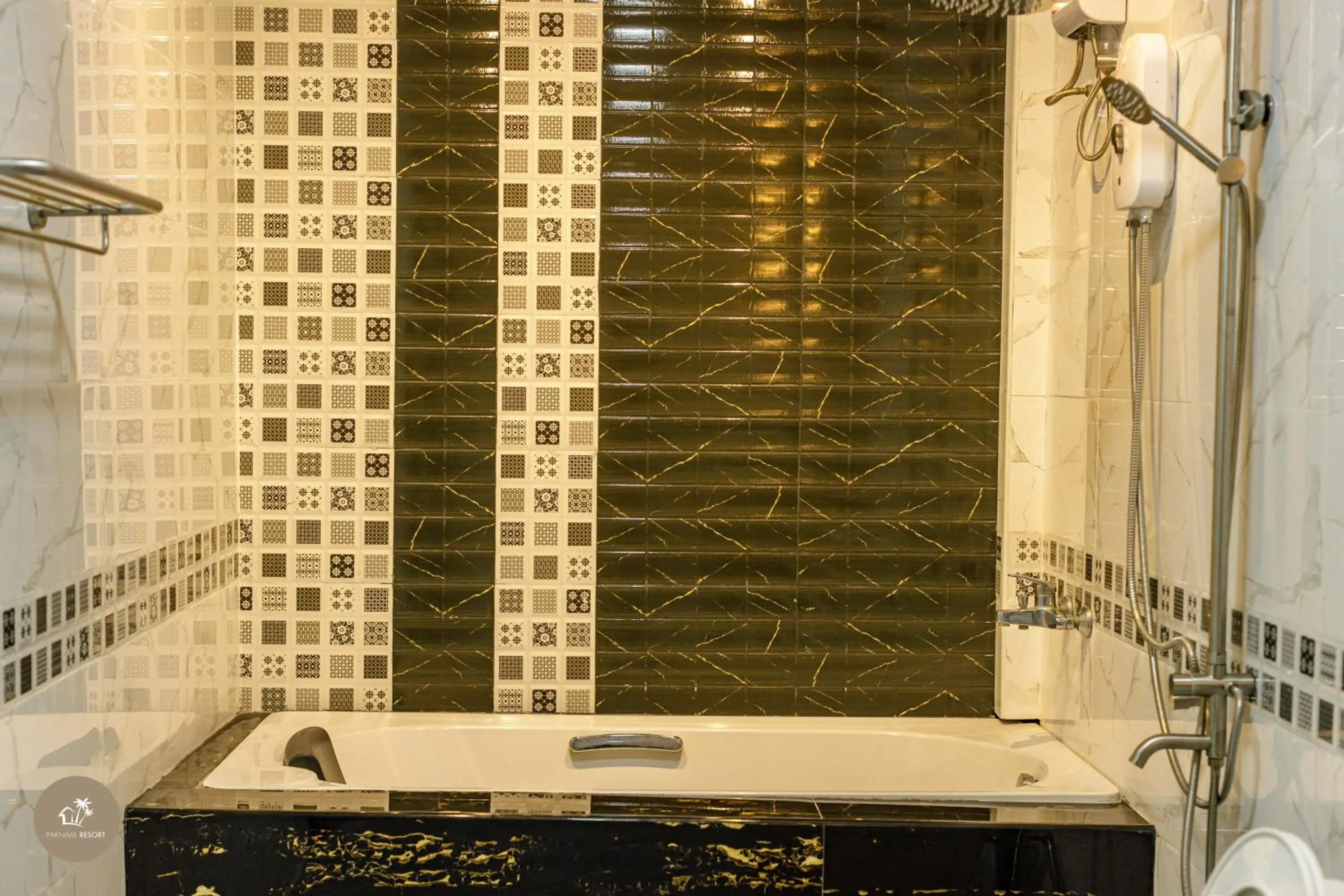 Shower in Pak Nam Resort