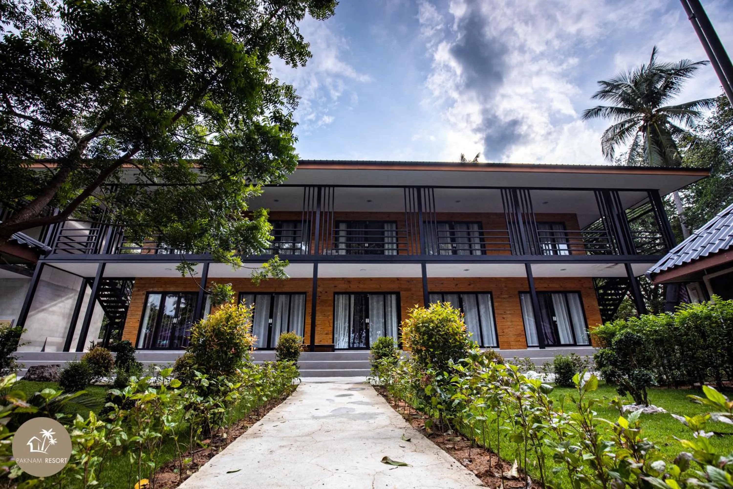 Garden in Pak Nam Resort