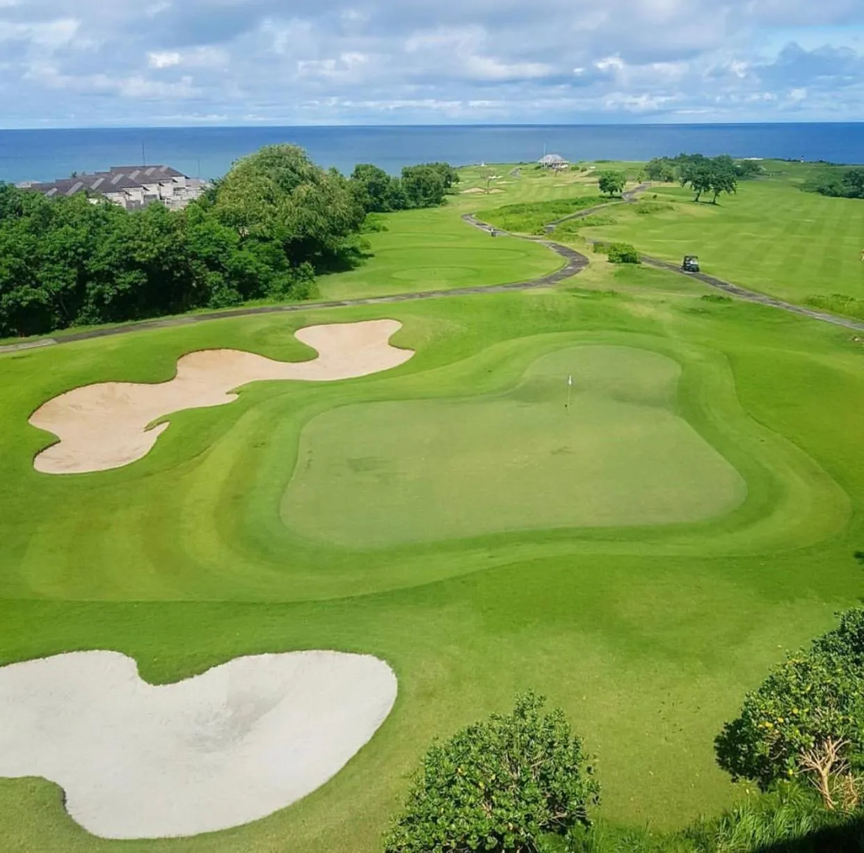 Golfcourse in White Palm Hotel Uluwatu Bali
