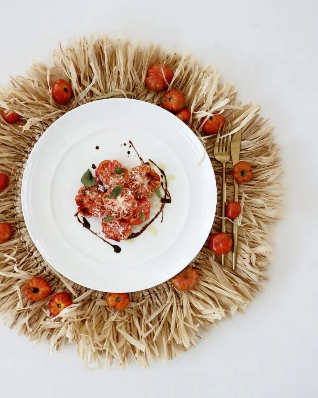 Food and drinks in White Palm Hotel Uluwatu Bali