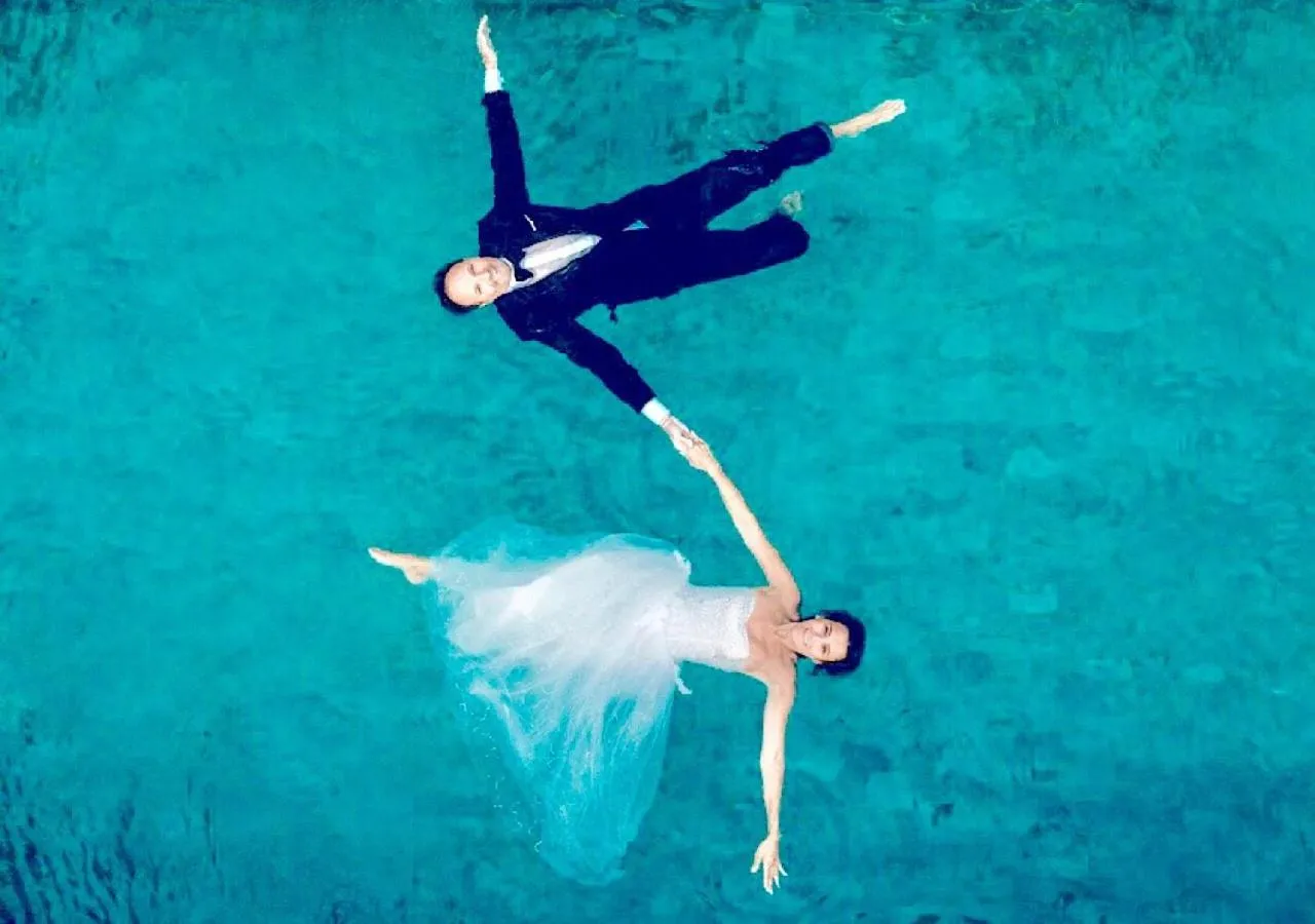 Swimming pool in White Palm Hotel Uluwatu Bali