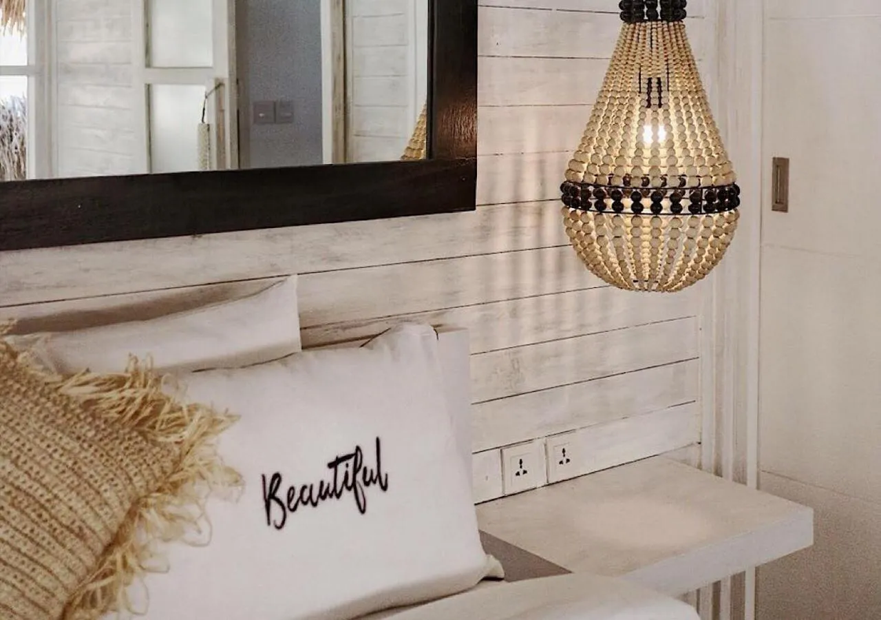 Bed in White Palm Hotel Uluwatu Bali