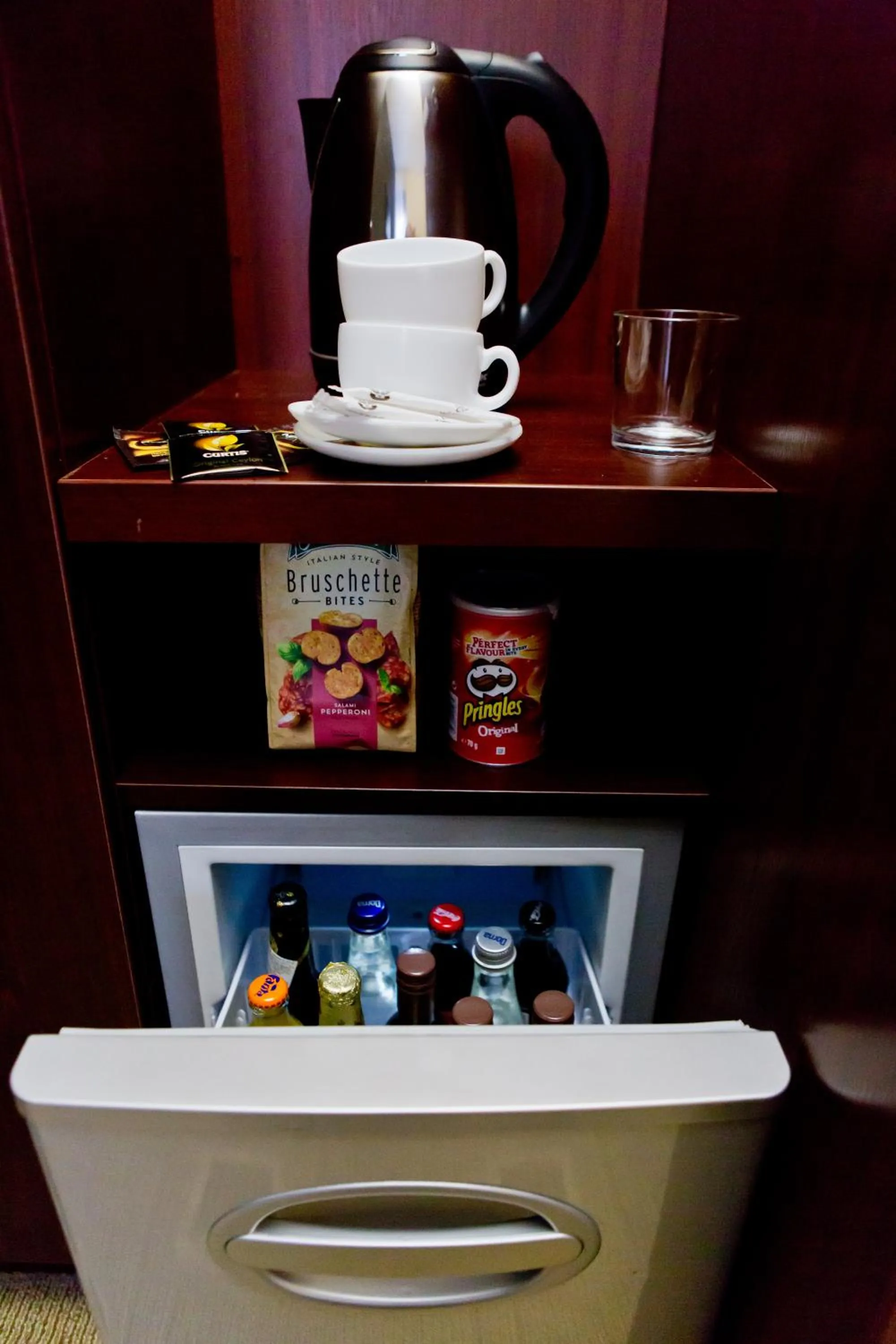 Coffee/tea facilities in Hotel Olsi