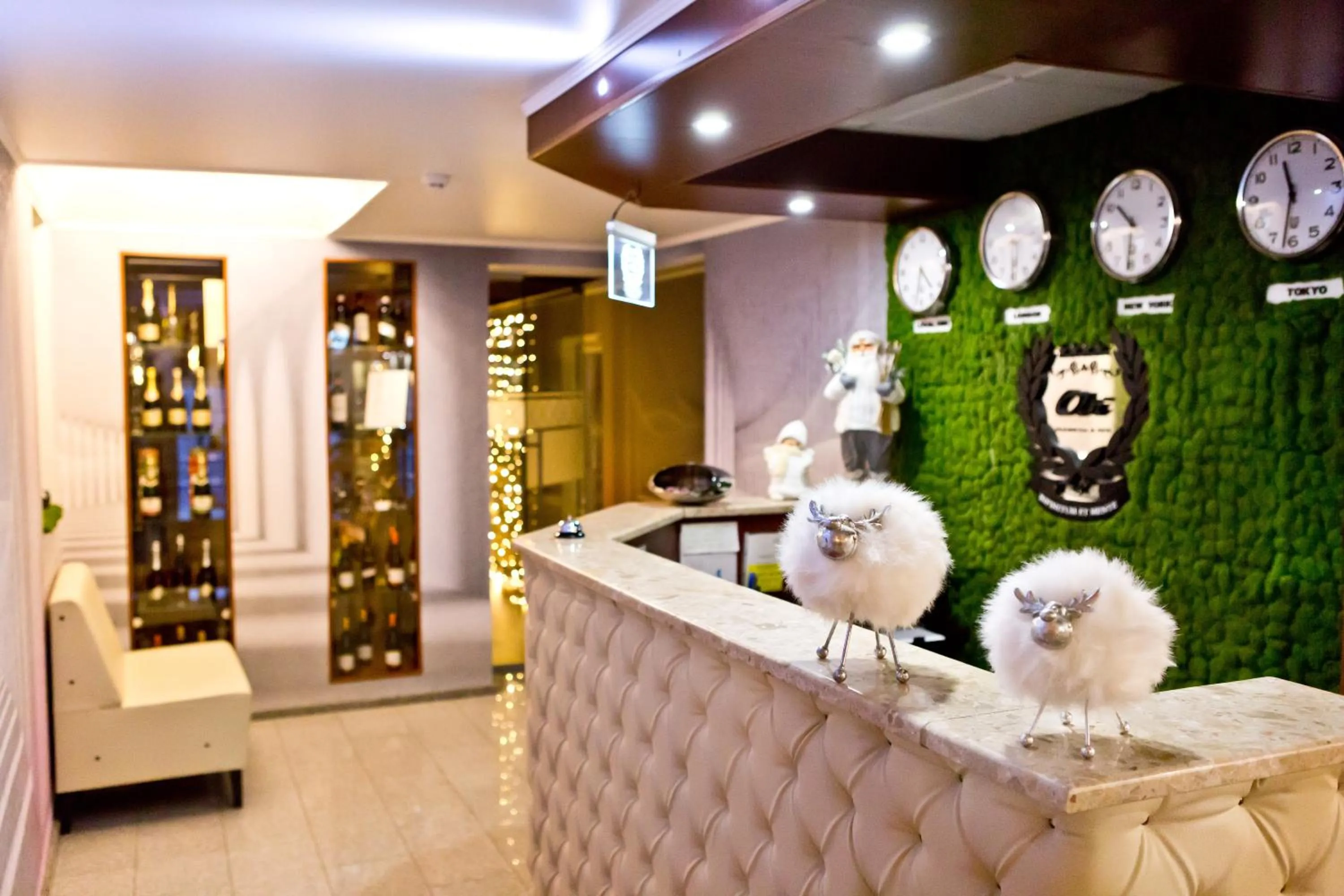 Lobby or reception in Hotel Olsi