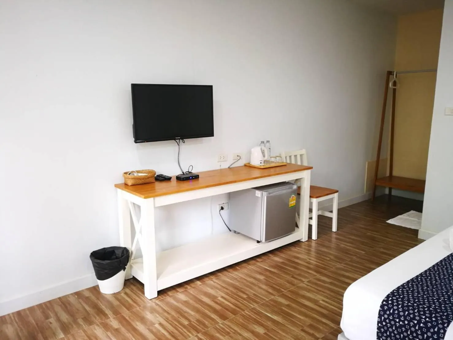 Bed in Blue Shore Cottage