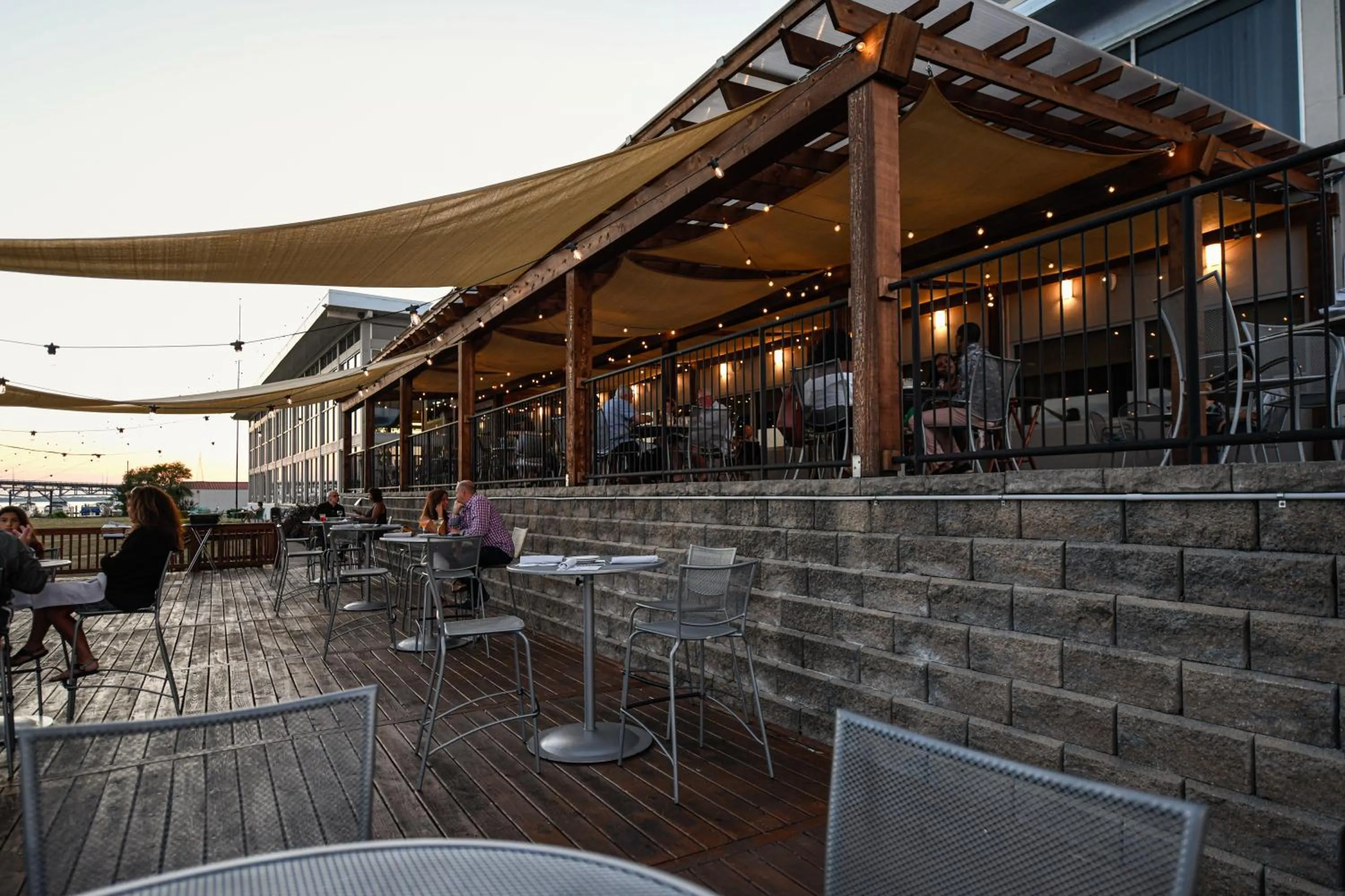 Property building in Crowne Plaza Niagara Falls NY - Riverside by IHG