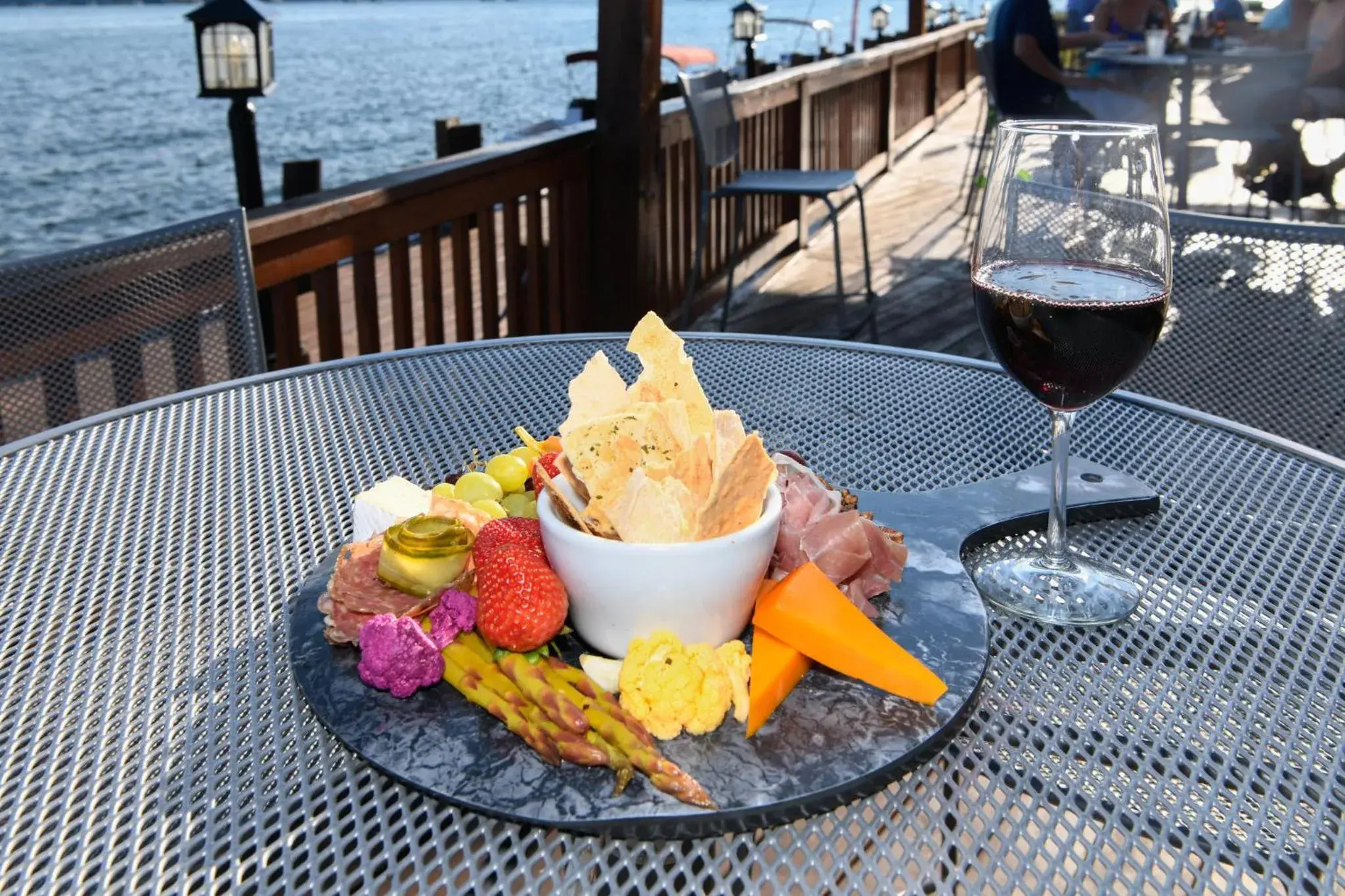 Restaurant/places to eat in Niagara Riverside Resort; BW Premier Collection Restaurant/places to eat in Niagara Riverside Resort; BW Premier Collection