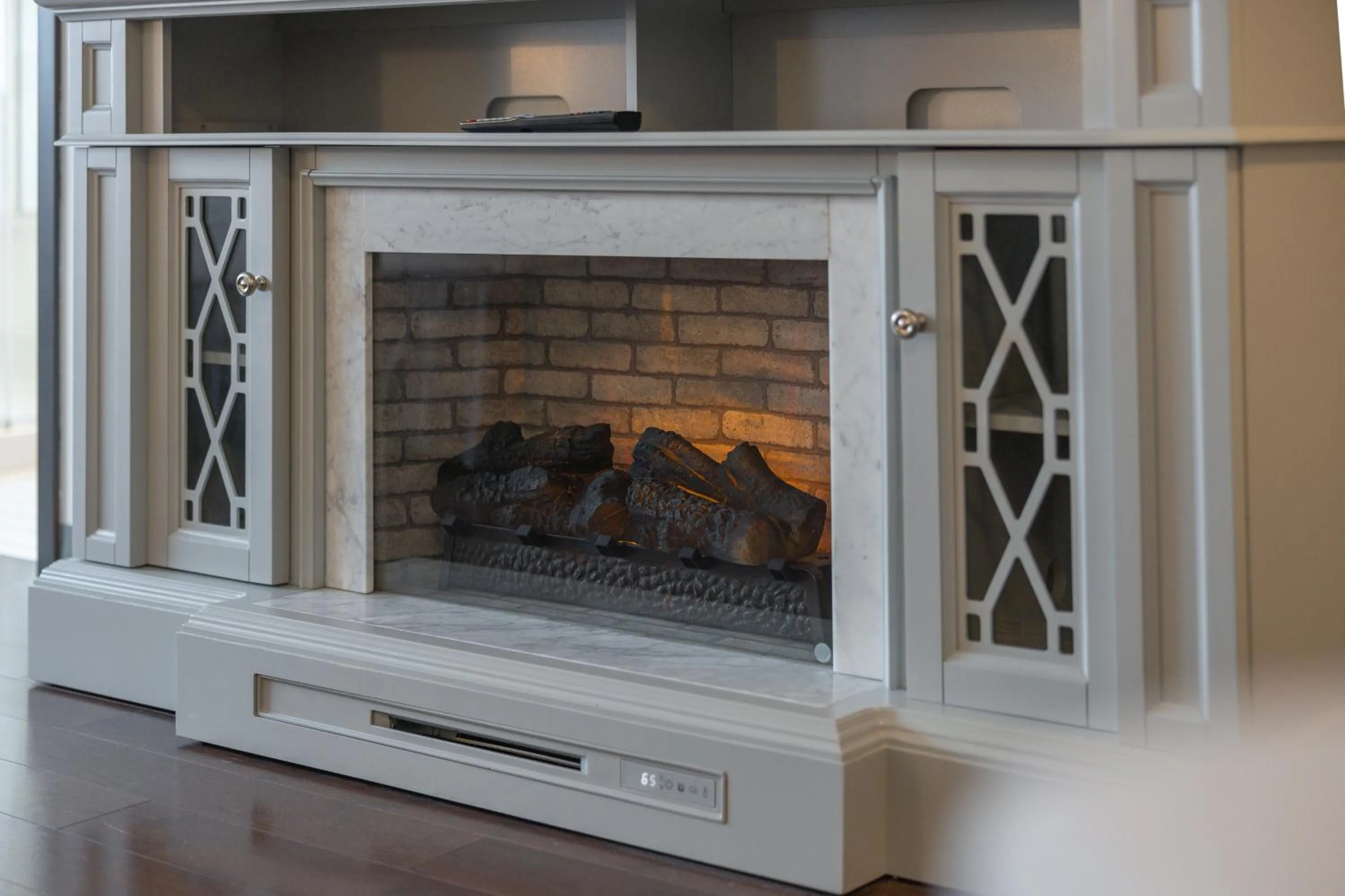 Photo of the whole room in Niagara Riverside Resort; BW Premier Collection