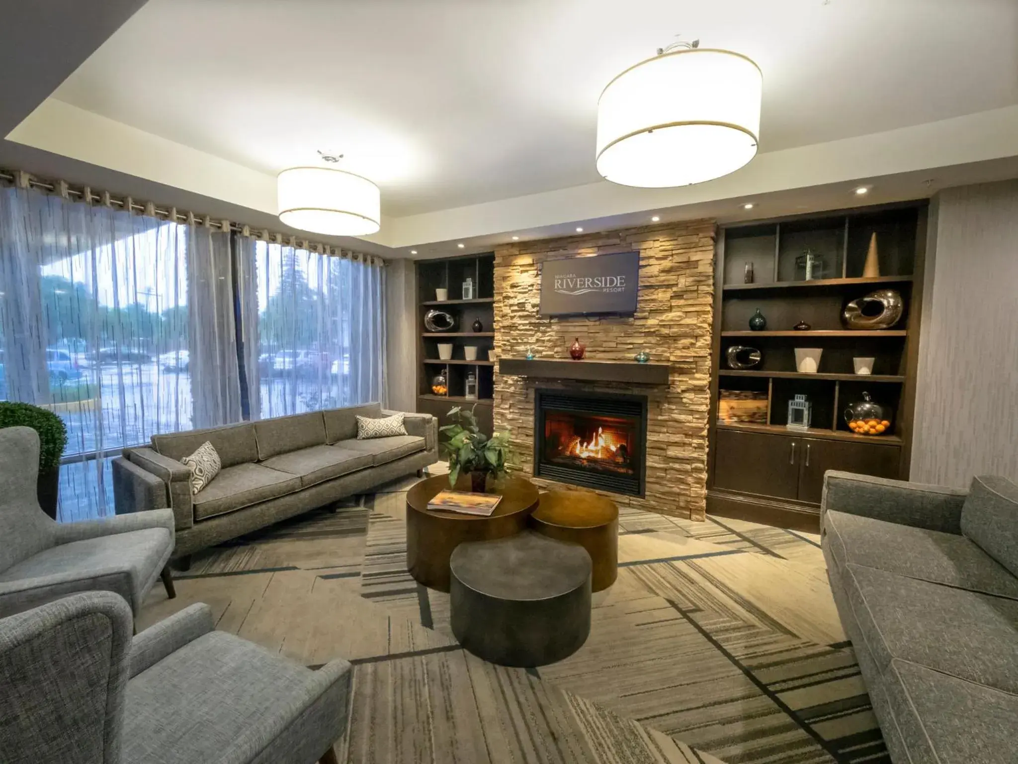 Property building in Crowne Plaza Niagara Falls NY - Riverside by IHG Property building in Crowne Plaza Niagara Falls NY - Riverside by IHG