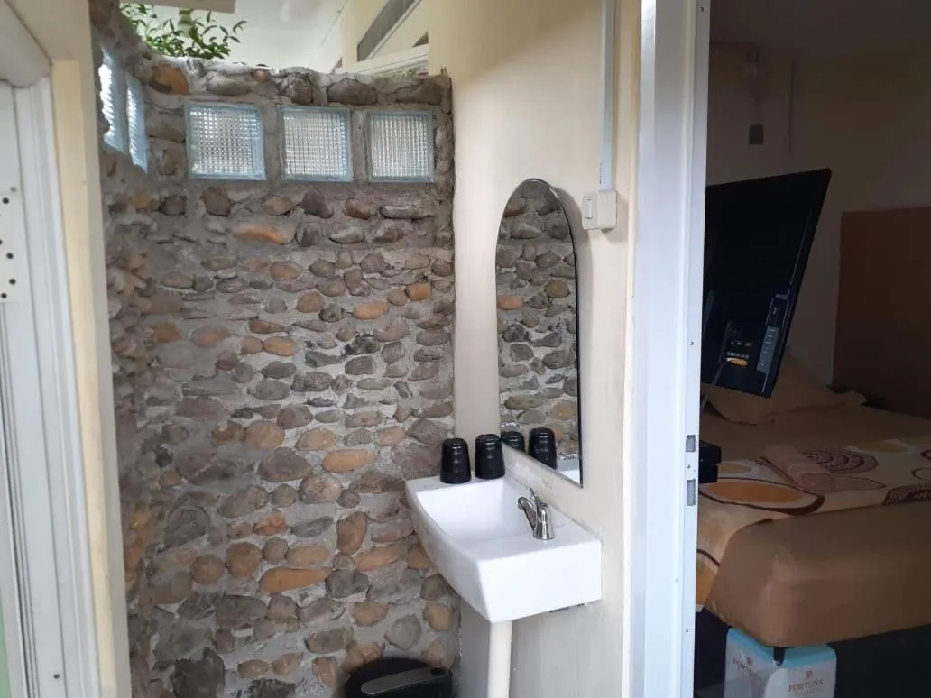 Area and facilities in GIO Guesthouse Bogor