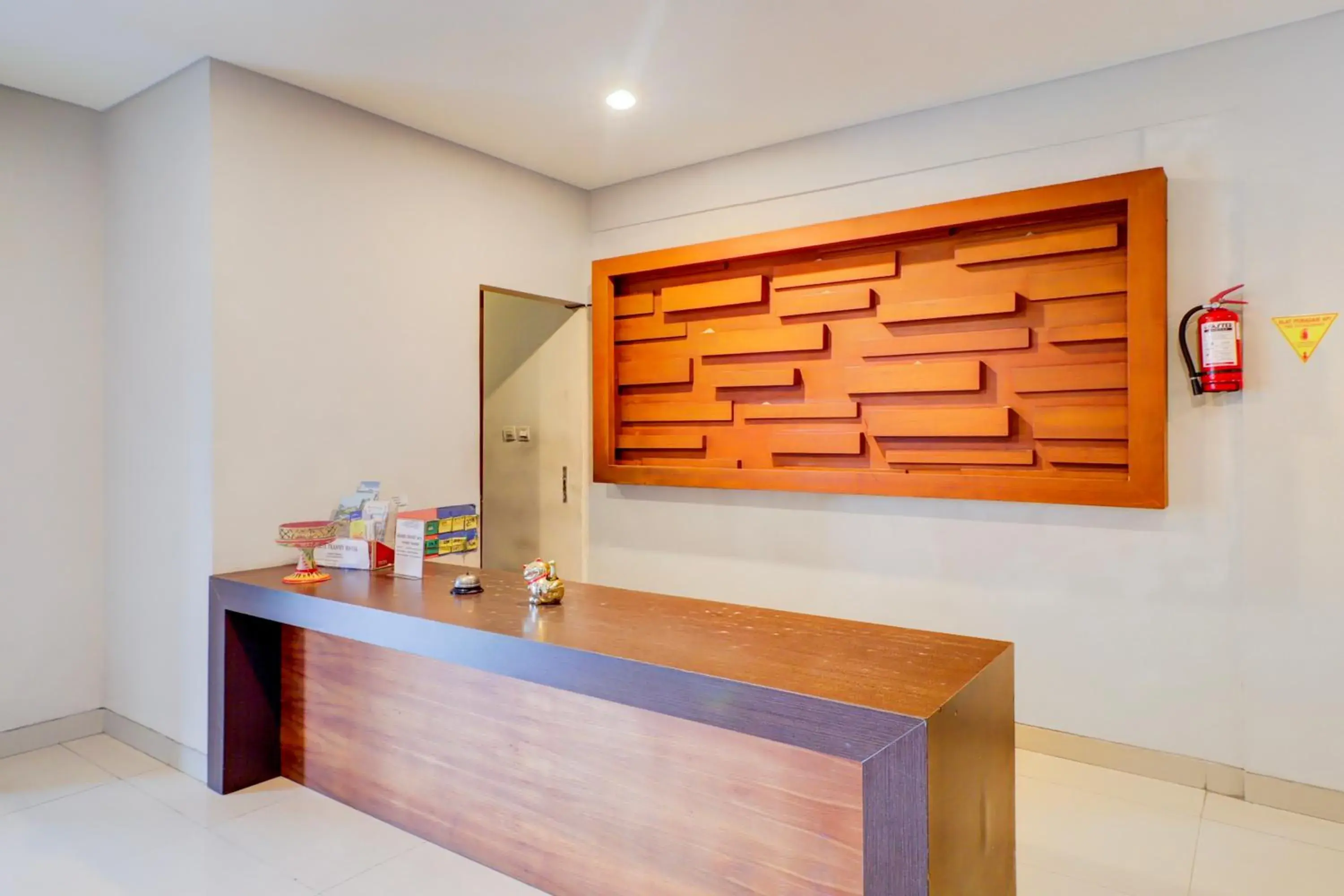 Lobby or reception in Collection O Bali near Sanur Beach formerly Akarsa Transit Lobby or reception in Collection O Bali near Sanur Beach formerly Akarsa Transit