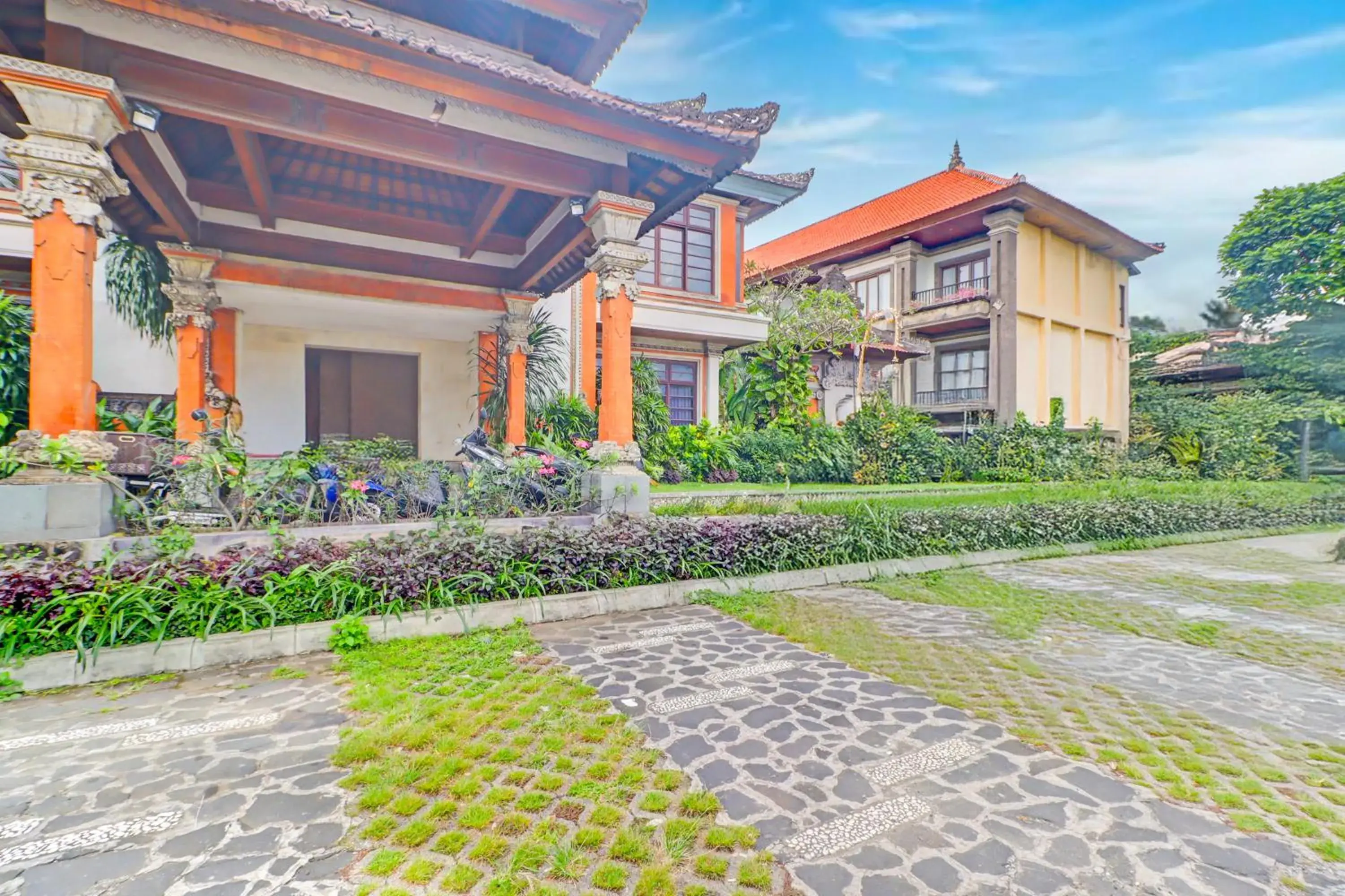 Property building in Collection O Bali near Sanur Beach formerly Akarsa Transit Property building in Collection O Bali near Sanur Beach formerly Akarsa Transit