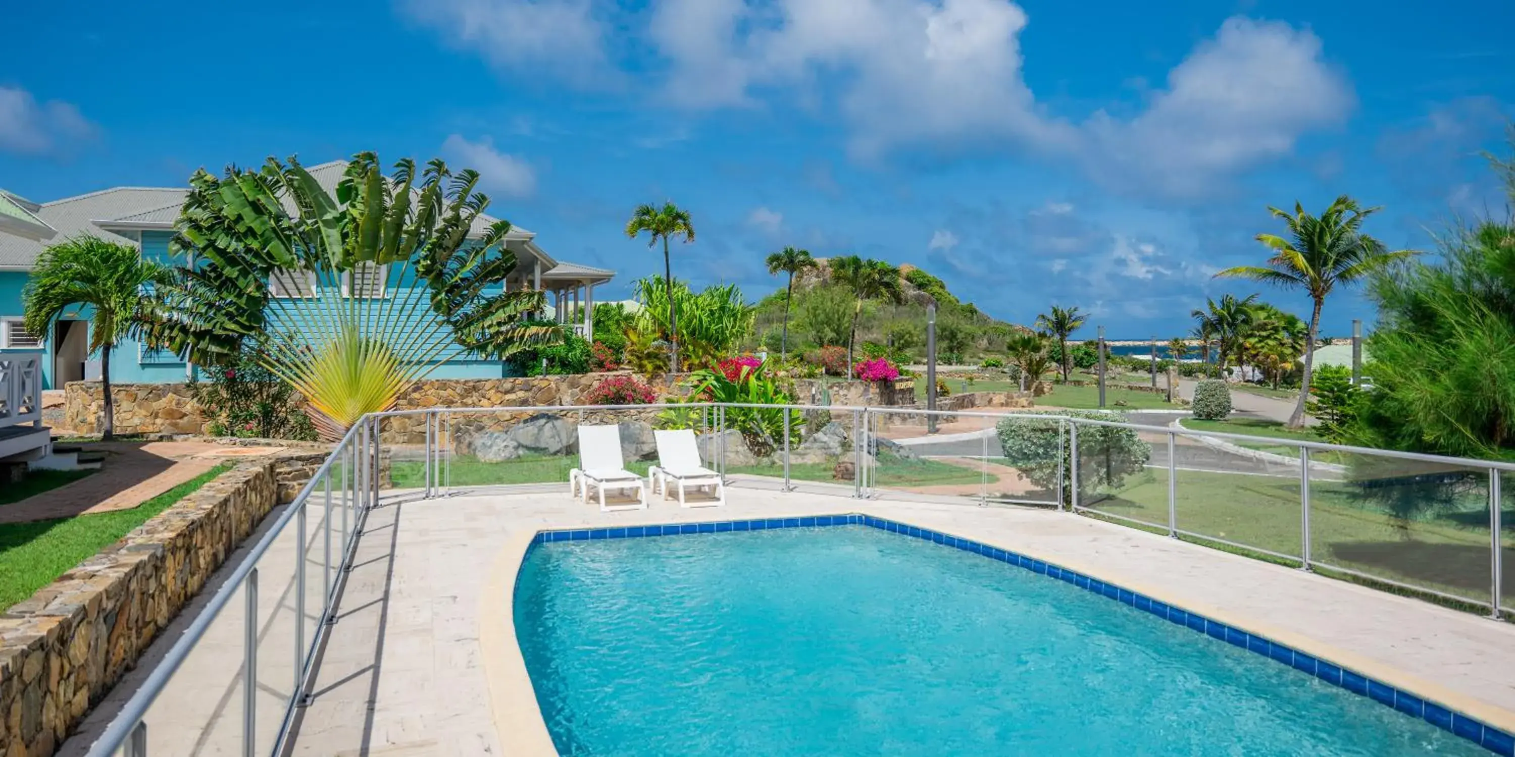 Swimming pool in Esmeralda Resort - Orient Bay Swimming pool in Esmeralda Resort - Orient Bay