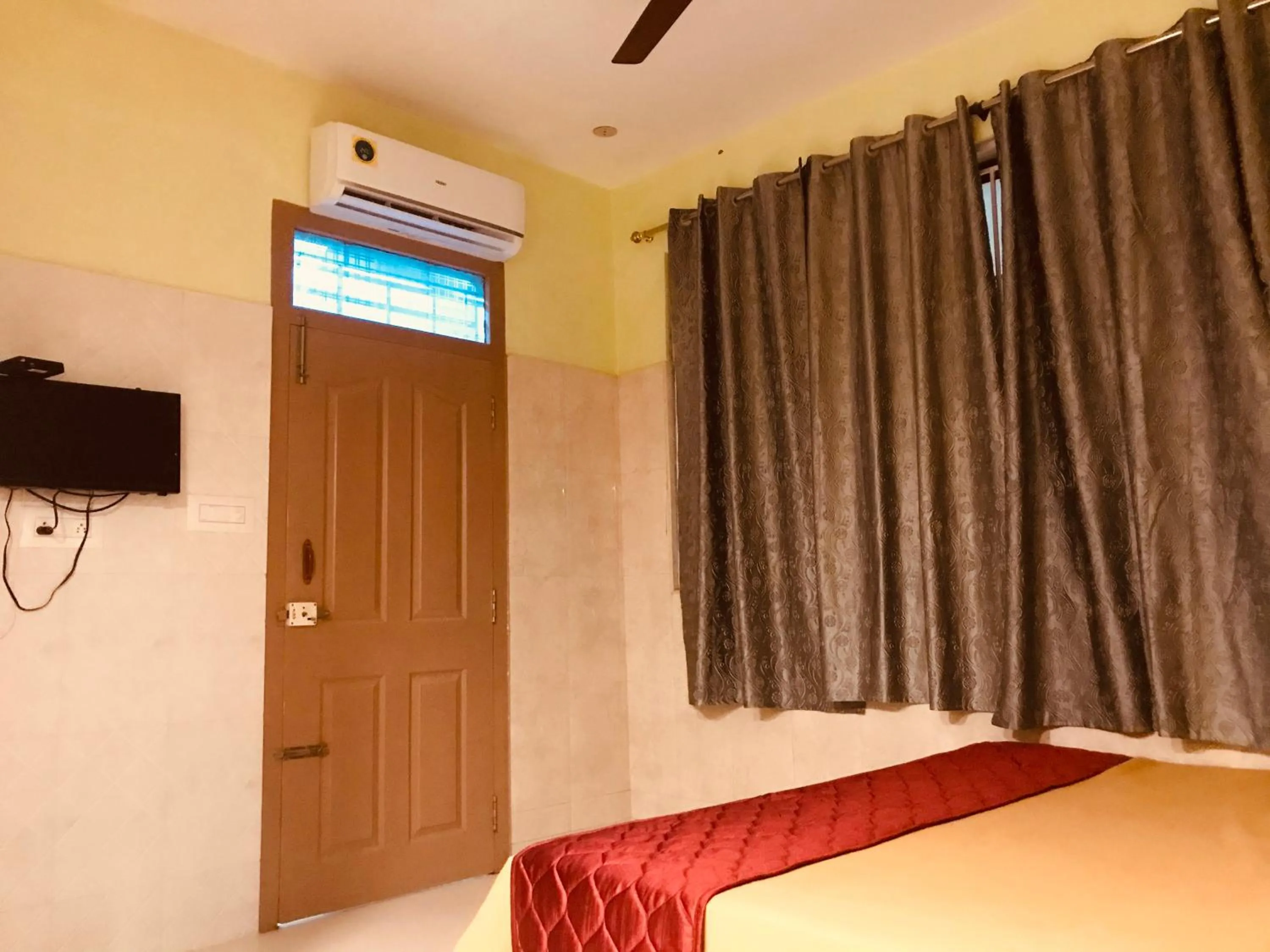 Bed in Rehoboth Home Stay