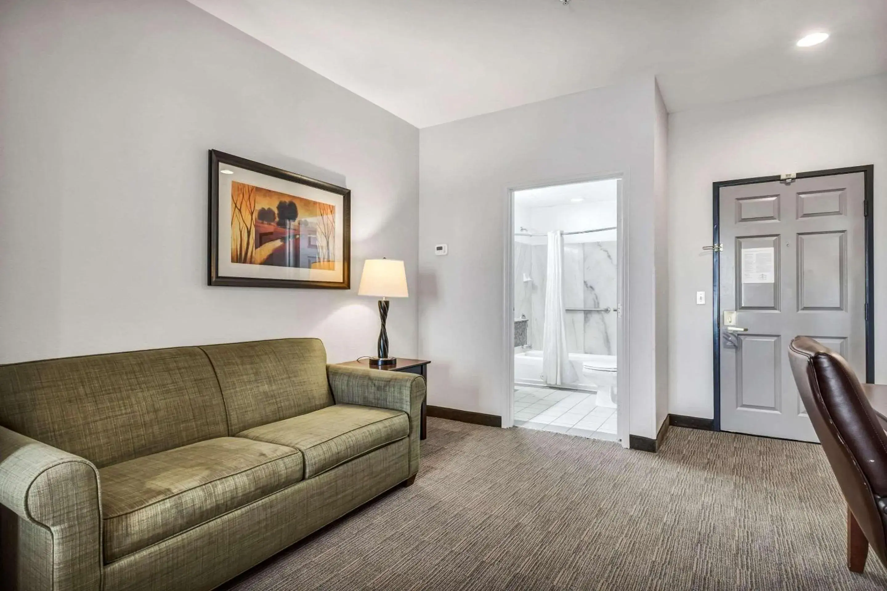 Bedroom, Bed in Country Inn & Suites by Radisson, Oklahoma City at Northwest Expressway, OK Bedroom, Bed in Country Inn & Suites by Radisson, Oklahoma City at Northwest Expressway, OK