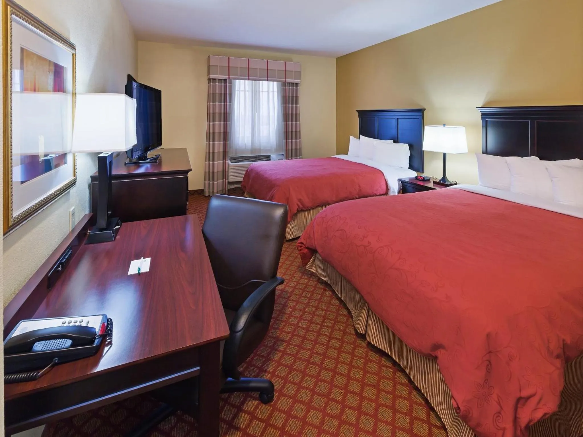 Photo of the whole room, Bed in Country Inn & Suites by Radisson, Oklahoma City at Northwest Expressway, OK